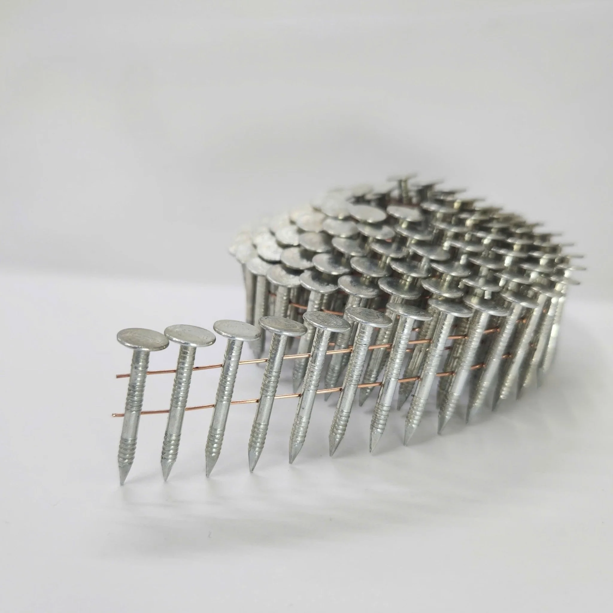 1-1/4″ Coil Roofing Nails 960pcs Inner Box Smooth or Ring Shank 26CR114120B - Image 10