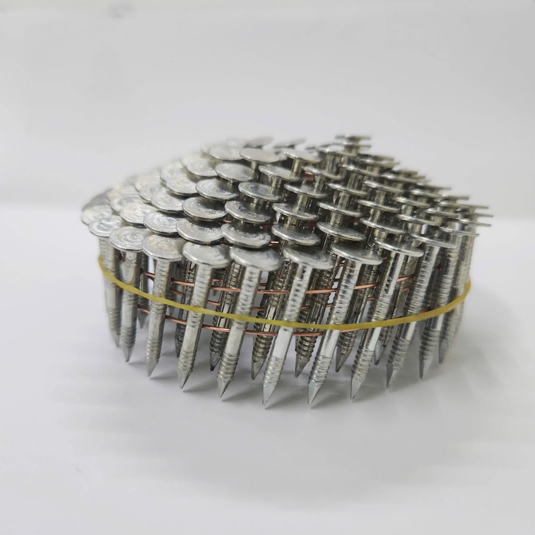 1-1/4″ Coil Roofing Nails 960pcs Inner Box Smooth or Ring Shank 26CR114120B - Image 12