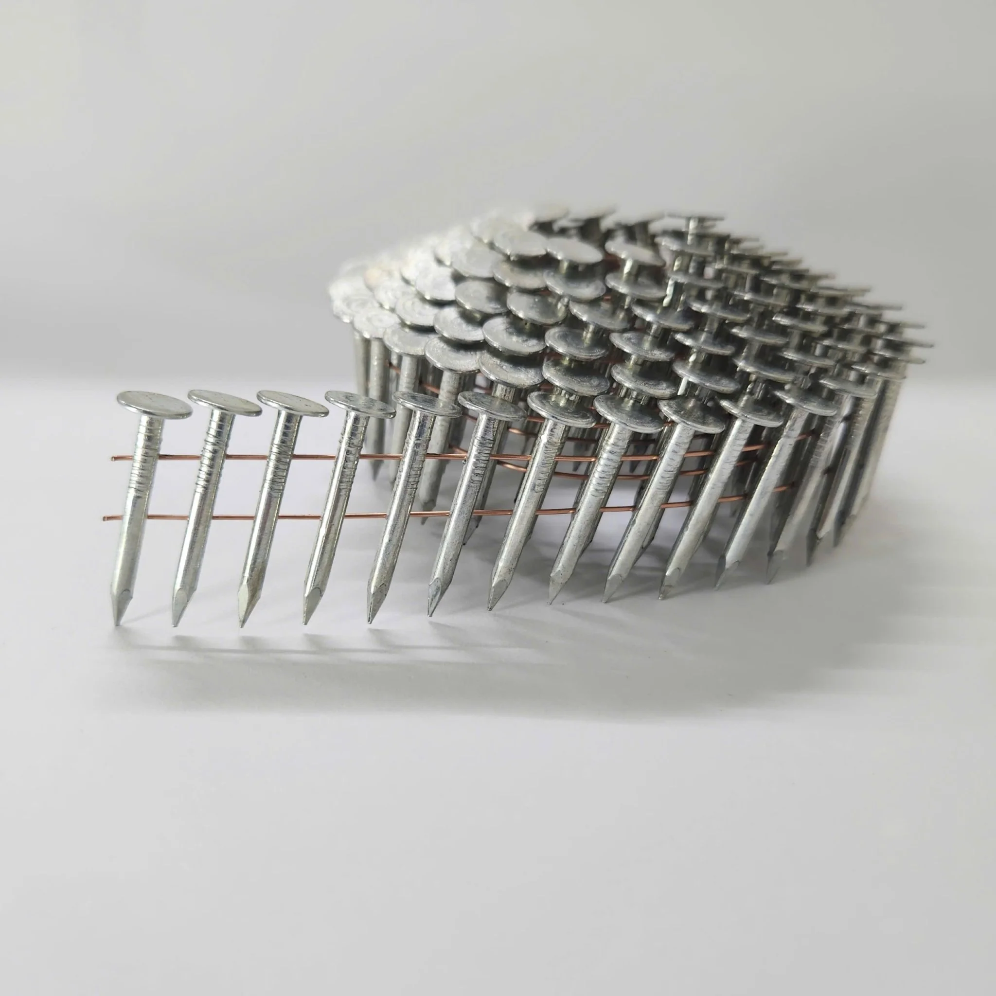 1-1/4″ Coil Roofing Nails 960pcs Inner Box Smooth or Ring Shank 26CR114120B - Image 5