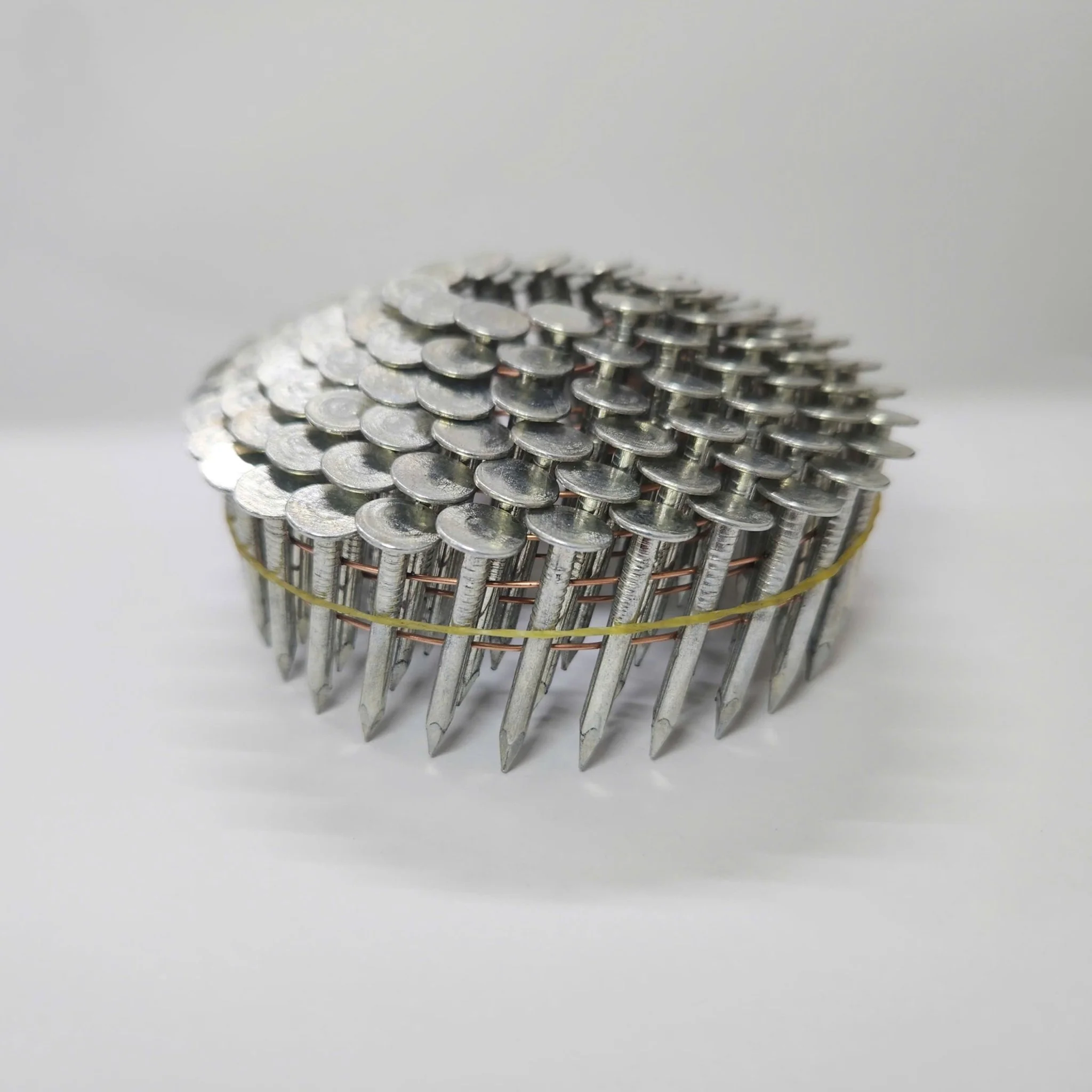 1-1/4″ Coil Roofing Nails 960pcs Inner Box Smooth or Ring Shank 26CR114120B - Image 8