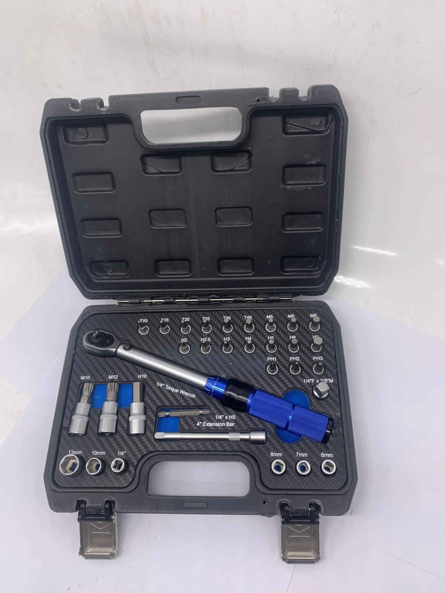 1/4" 31-Pc Multi-Use Torque Drive Wrench Set – Adjustable 5-25 Nm – 35502S - Image 2