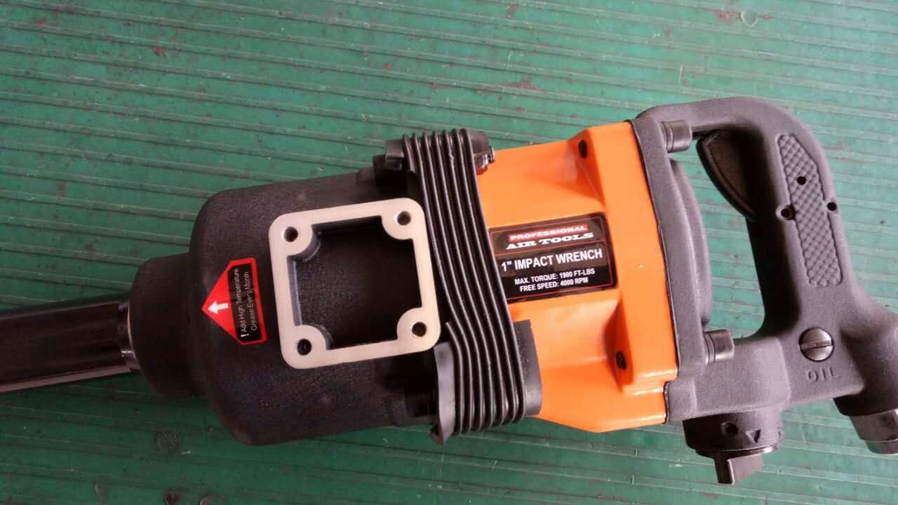 New 1″ Heavy Duty Air Impact Gun Kit with Sockets – Model IMP2500 - Image 3