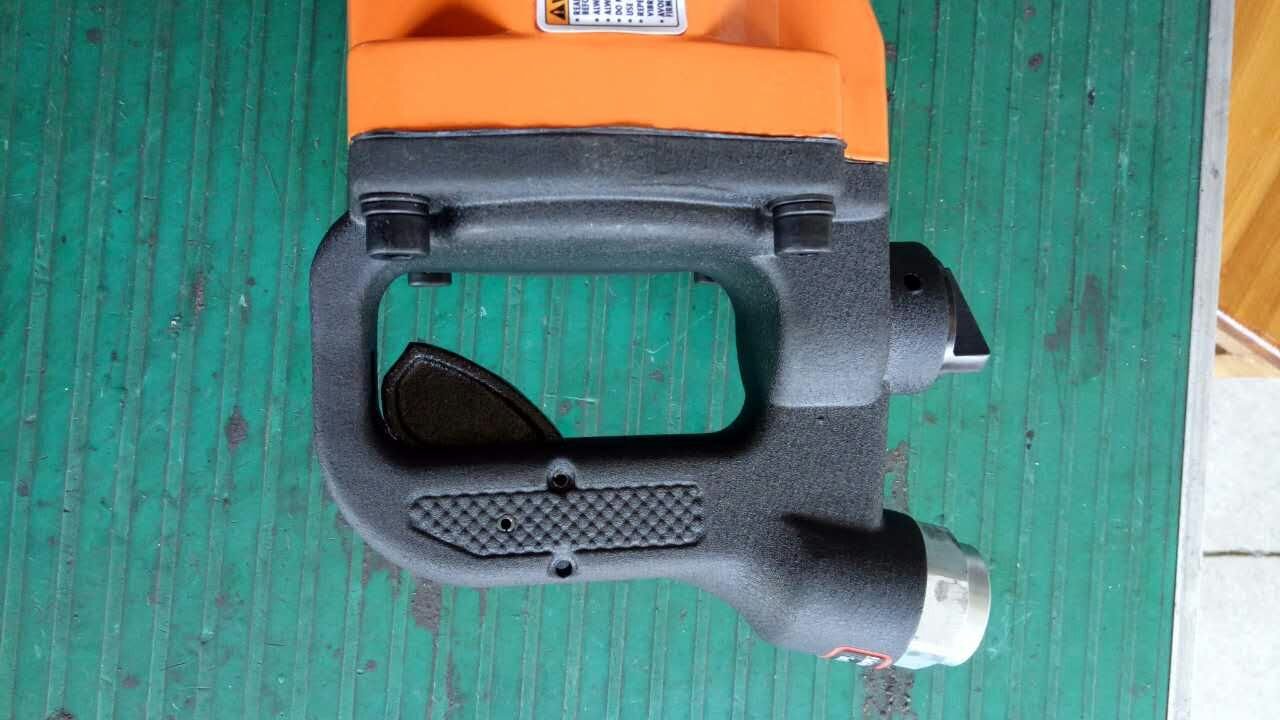 New 1″ Heavy Duty Air Impact Gun Kit with Sockets – Model IMP2500 - Image 4