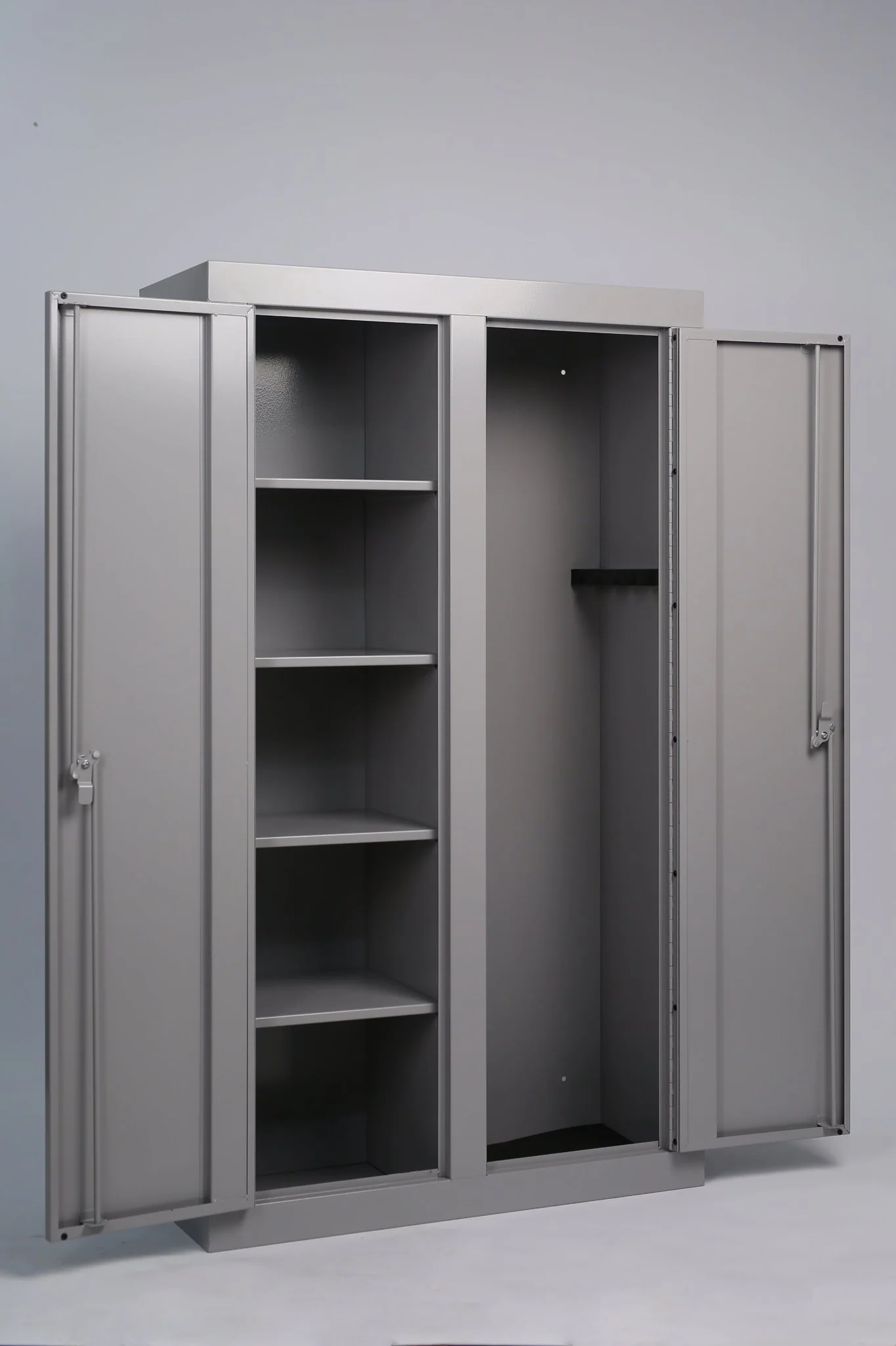 10-Gun Locking Safe Cabinet with Double Doors – 32" × 13.5" × 55" GC10DD - Image 6