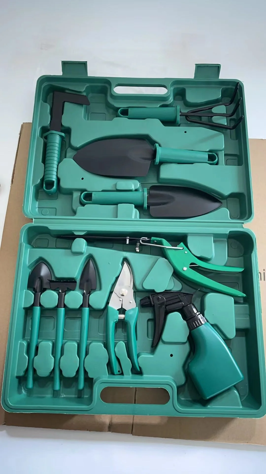 10-Piece Gardening Tools Set with Carry Case – Green Garden Hand Tool Kit GTS10 - Image 7