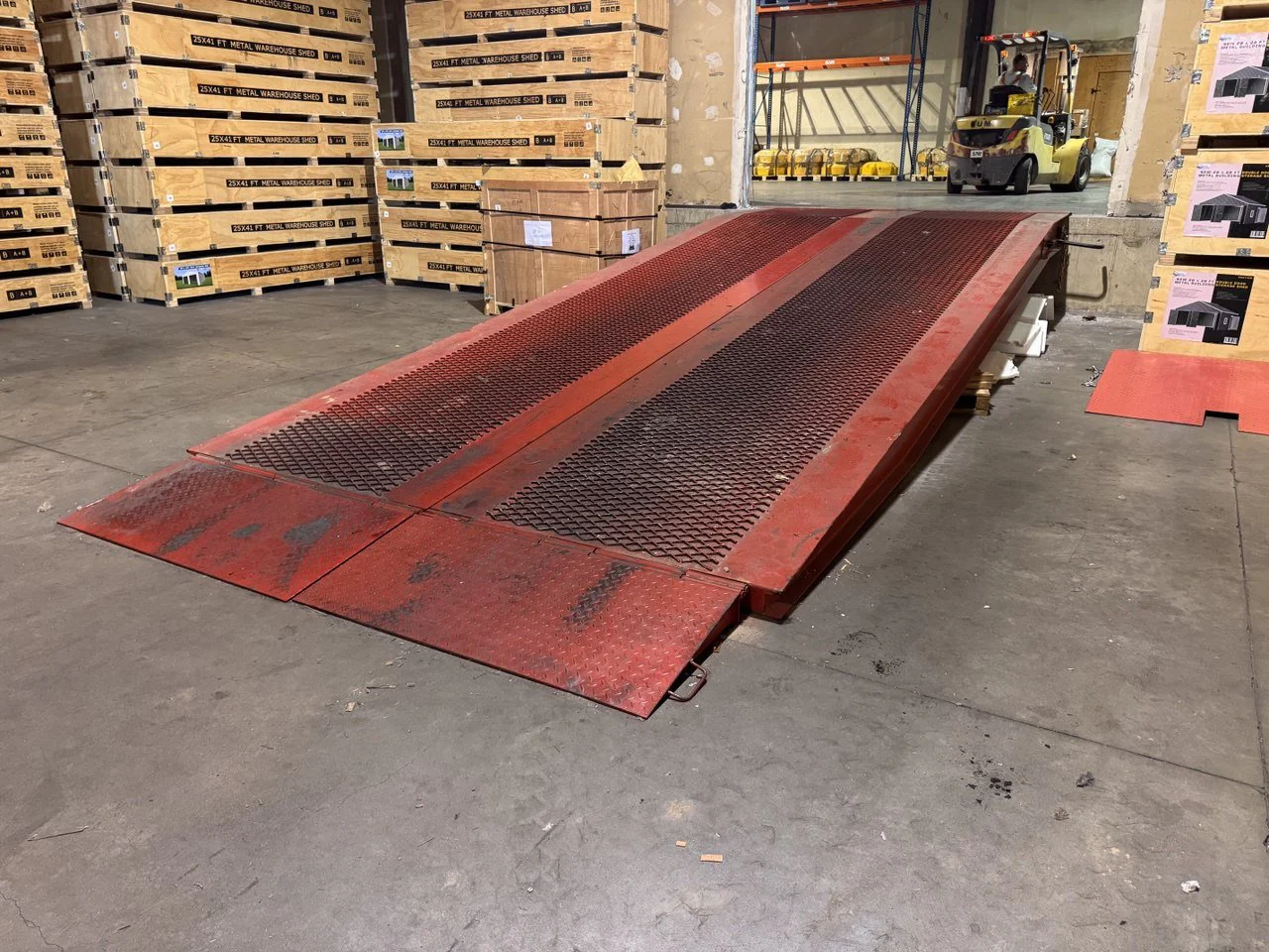 10' x 25' Steel Loading Dock Ramp – 50,000 LB Capacity with Adjustable Height | Model 4121221 - Image 7
