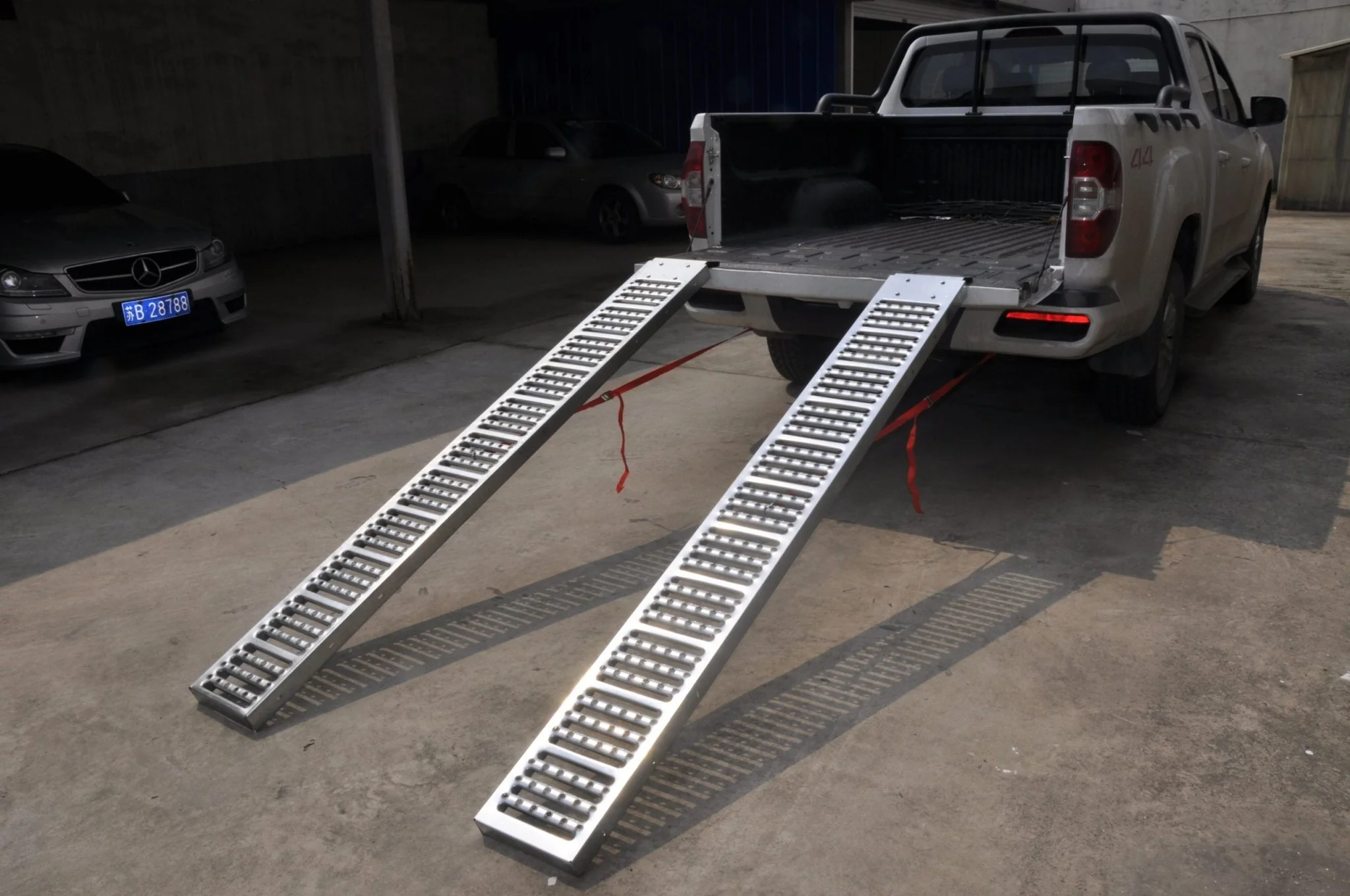 1000 LB Steel Loading Ramp Set – 84" x 10" Pair with Anti-Slip Surface - SRS8410
