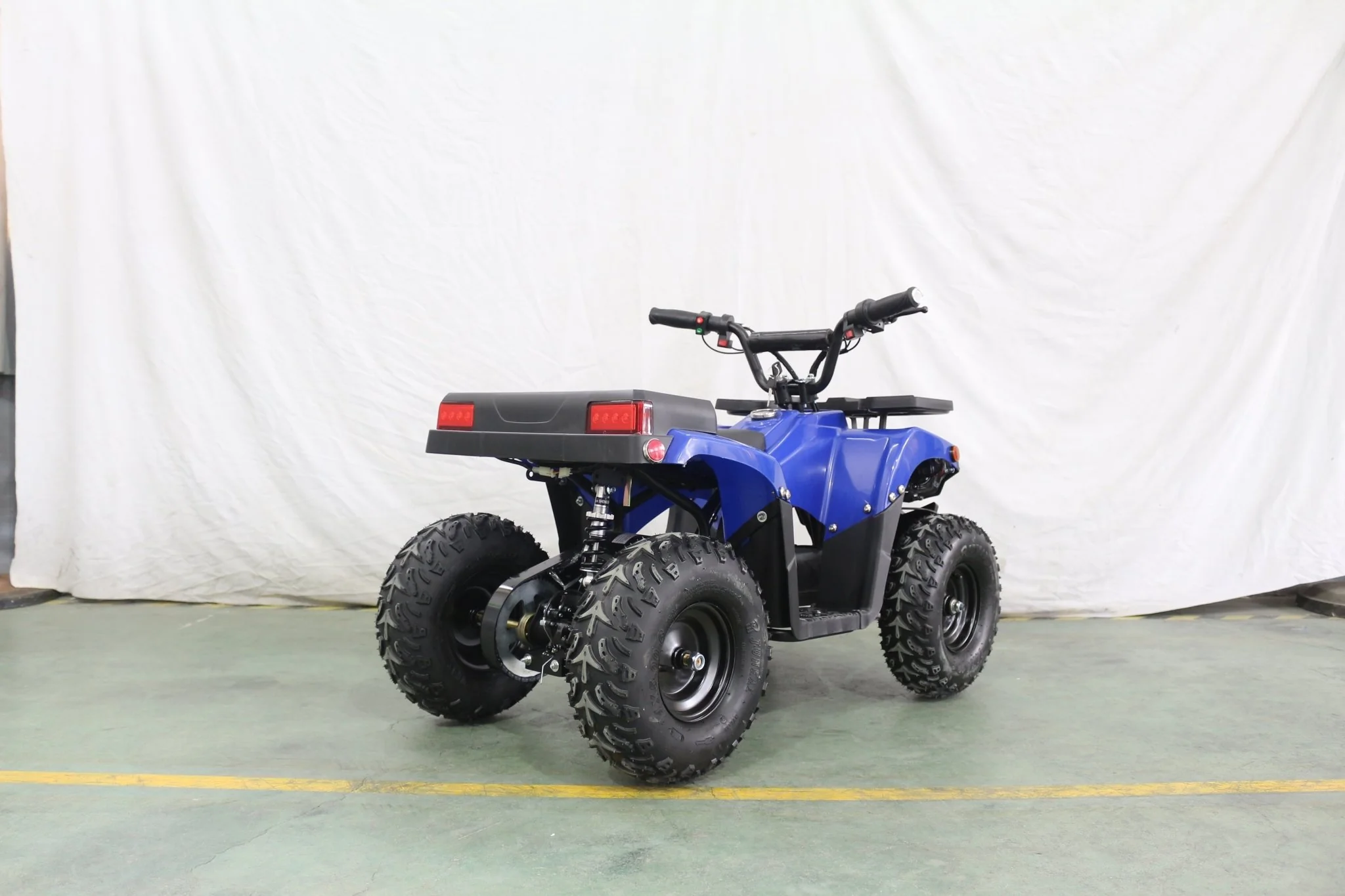 1000W Kids Electric ATV – 36V Battery, Disc Brakes, Forward/Reverse Gear, Big Tires – Blue & Black - Image 16