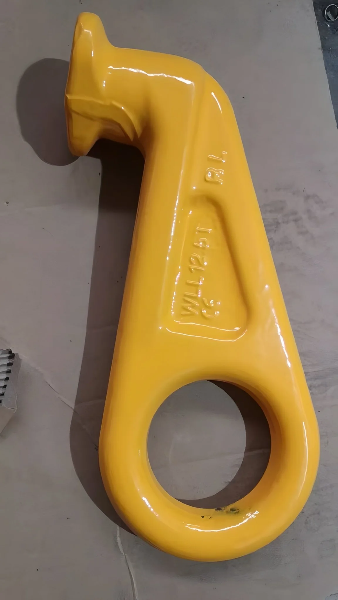 12.5T Heavy Duty ISO Shipping Container Lifting Hooks Yellow – 5-Pack (2 Left, 2 Right, 1 Straight) SCL0221S5 - Image 4