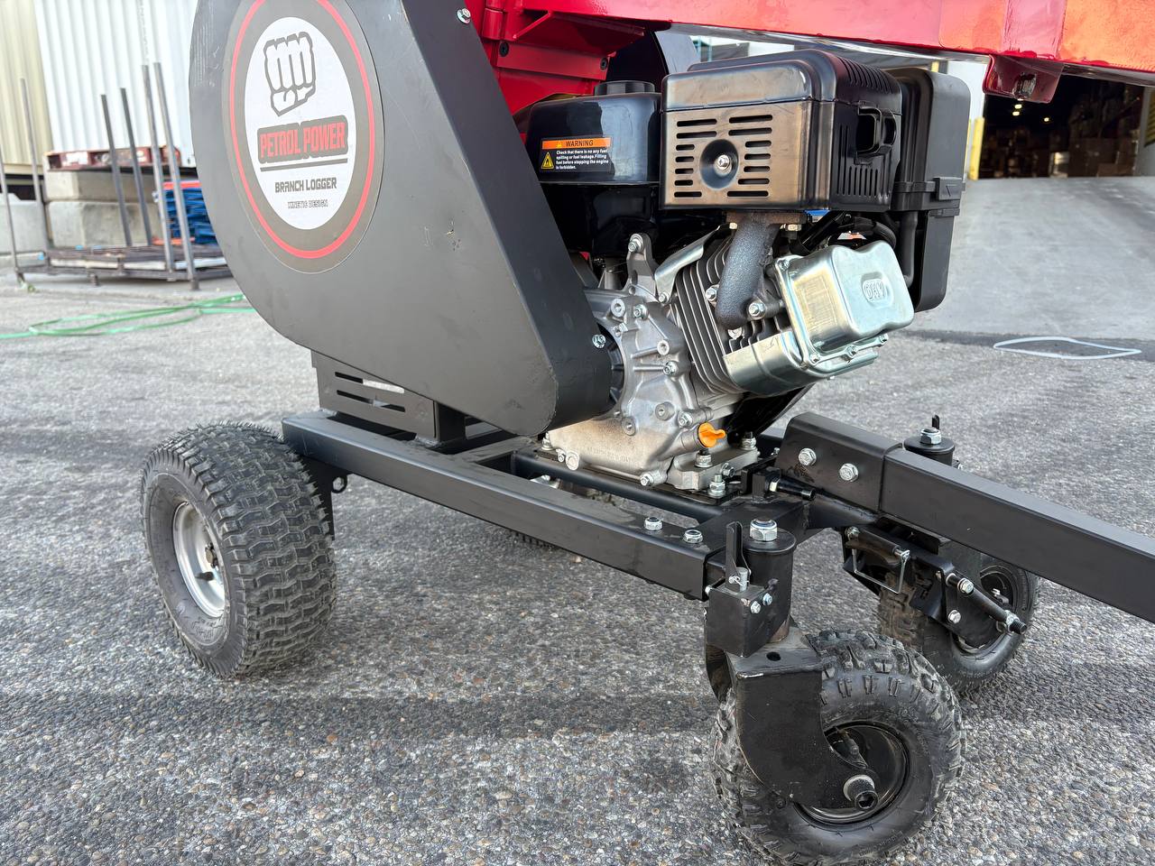 New 15HP Gas Wood Chipper – Heavy-Duty Tree & Yard Waste Branch Shredder – DRBL15M - Image 11