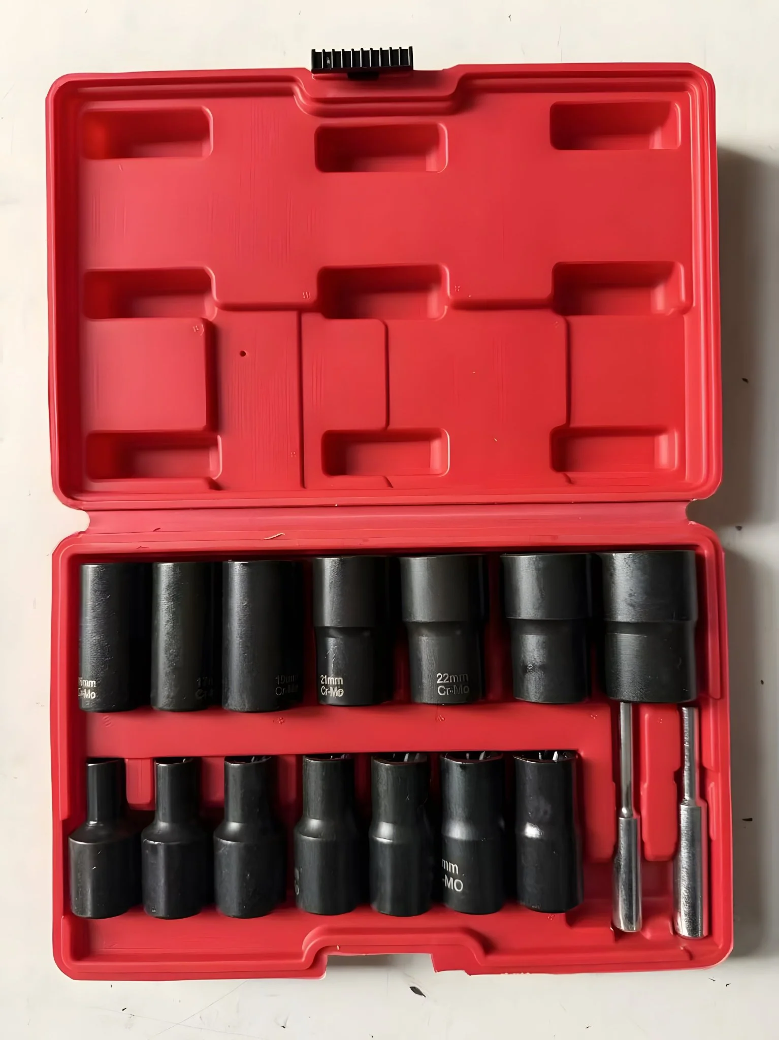 16-Piece Lug Nut Extractor Set 1/2″ Drive Locking Removal Tool for Damaged Bolts Nuts LNR01612 - Image 2