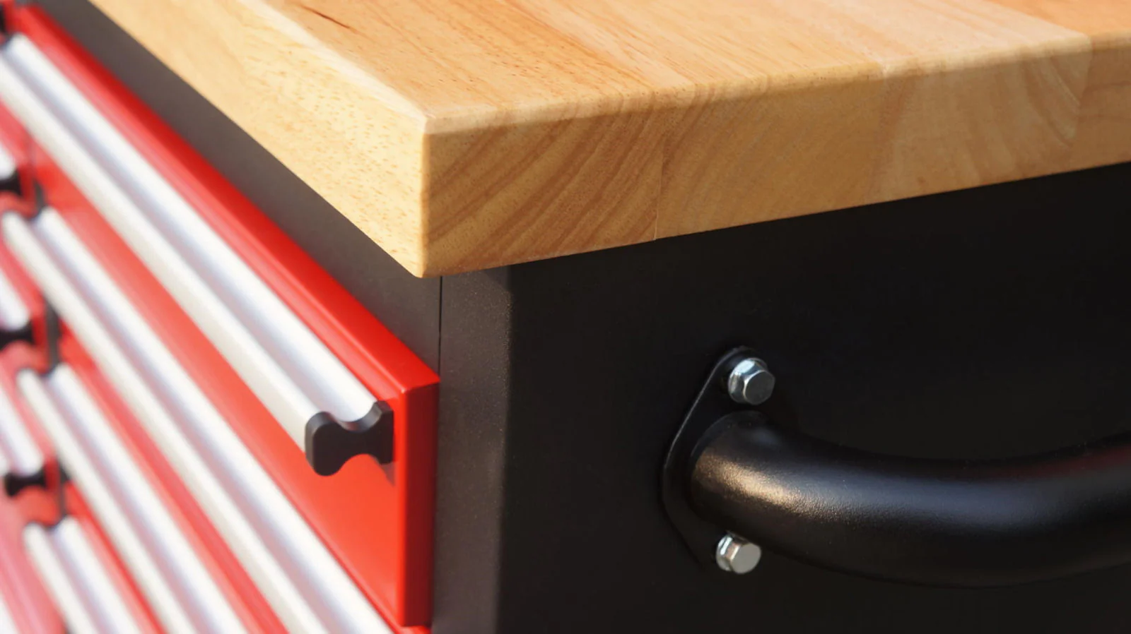 New Red 17-Drawer Rolling Tool Chest & Workbench Cabinet – Heavy-Duty Garage Storage GA7210RT - Image 3