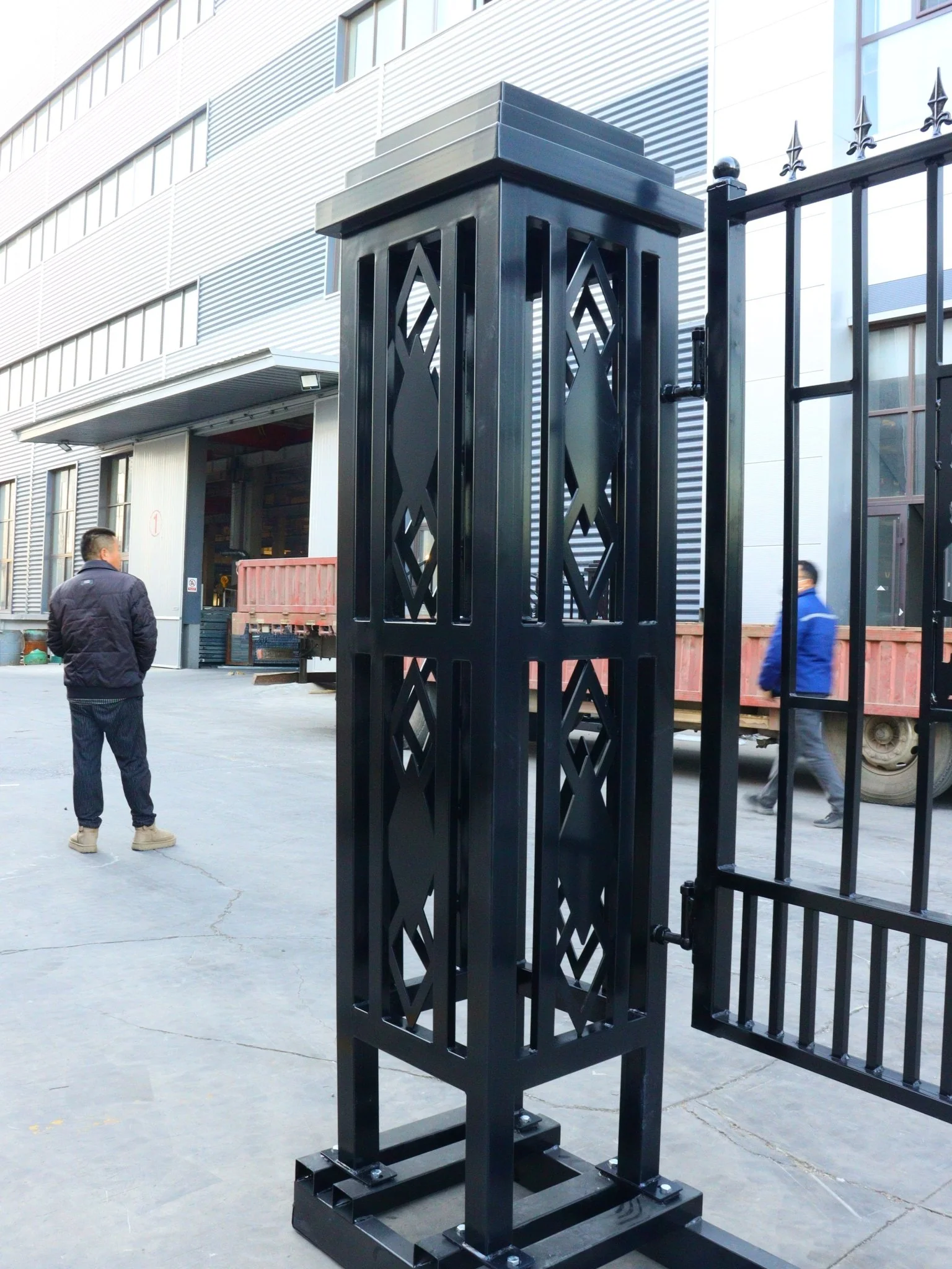20 FT Heavy-Duty Steel Driveway Gate with Square Deer Artwork – Black Dual Swing Farm & Ranch Gate Kit SU20SQ - Image 8