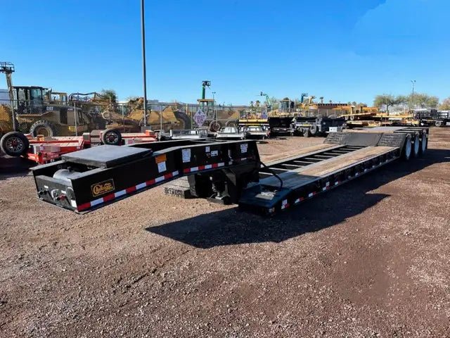 2025 Witzco RG-52 Tri-Axle Removable Gooseneck Lowboy Trailer – Double Drop, Hydraulic Gooseneck - Image 9