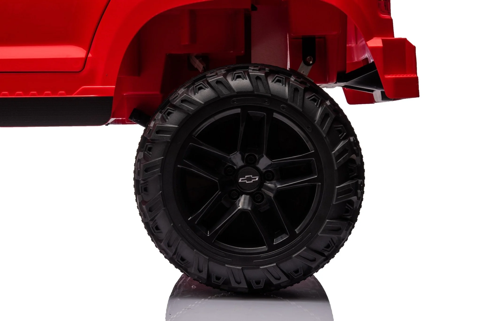 24V Chevrolet Kids Ride-On Pickup Truck – Remote Control, Leather Seat, Bluetooth | SKU 7109065 - Image 5
