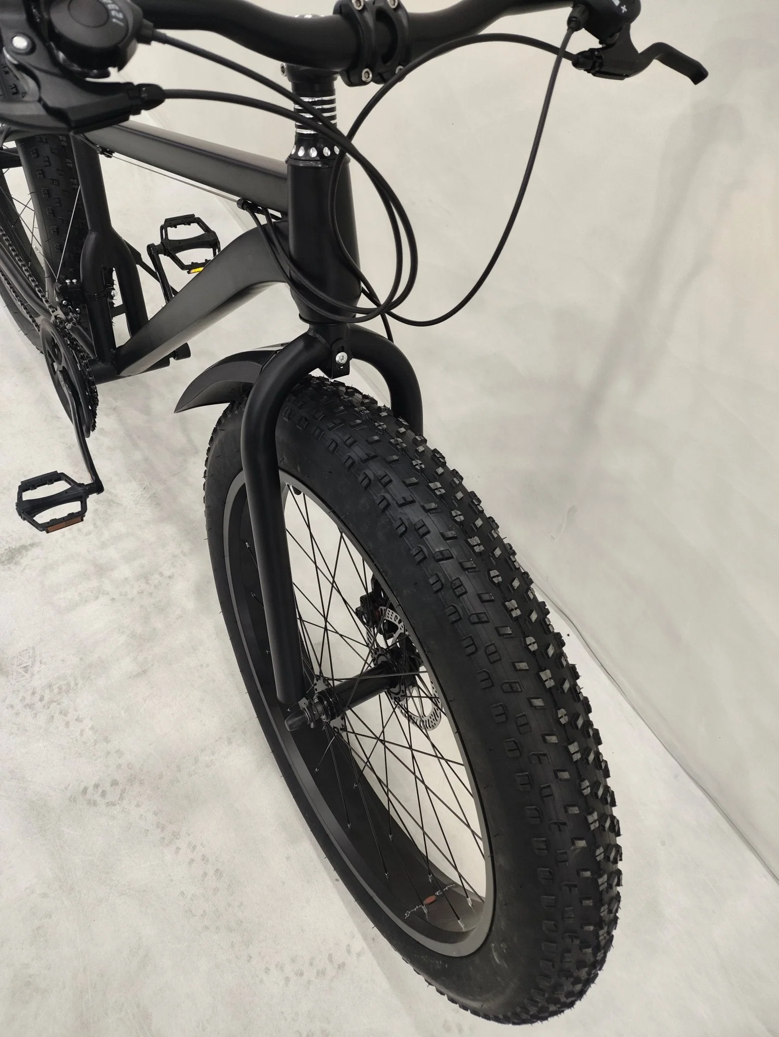 Deviant 26" Shimano Fat Tire Bike – 21-Speed All-Season with Double Disc Brakes for Snow, Sand & Trails - Image 13