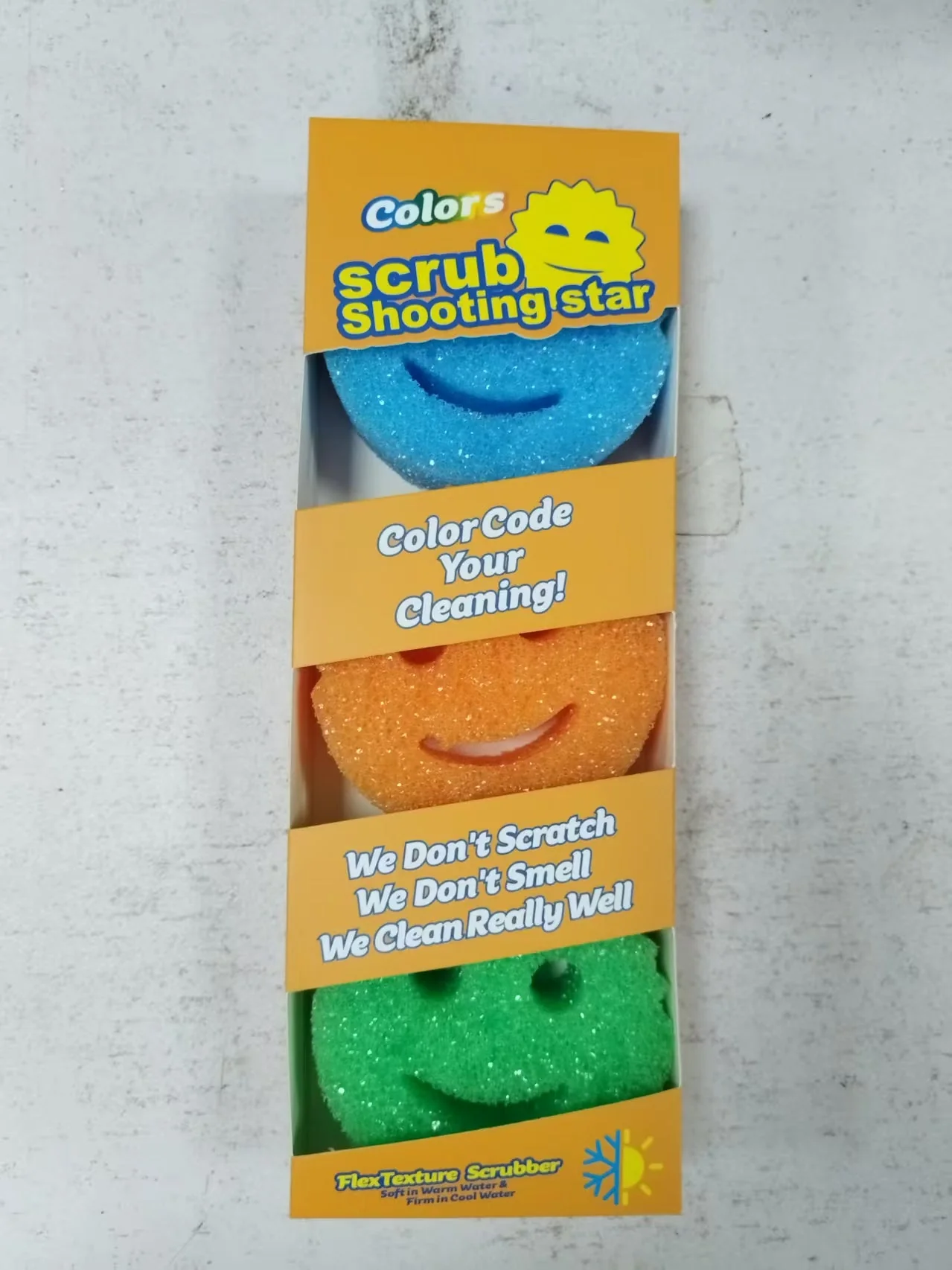 3-Pack Smiley Face Scrub Sponges – Non-Scratch, Odor-Resistant Multipurpose Cleaners | SKU: 8809576341201