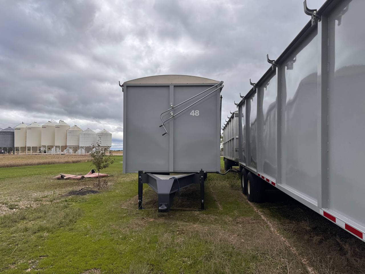 30 ft Drying Cube Silage Wagon – Forage & Silage Wagon with Aeration Floor - Image 15