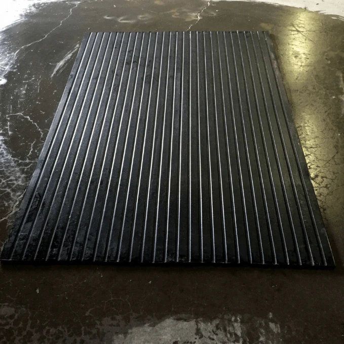 4' x 6' Heavy-Duty Rubber Floor Mat – Gym, Garage, Workshop & Horse Stall Flooring - Image 6