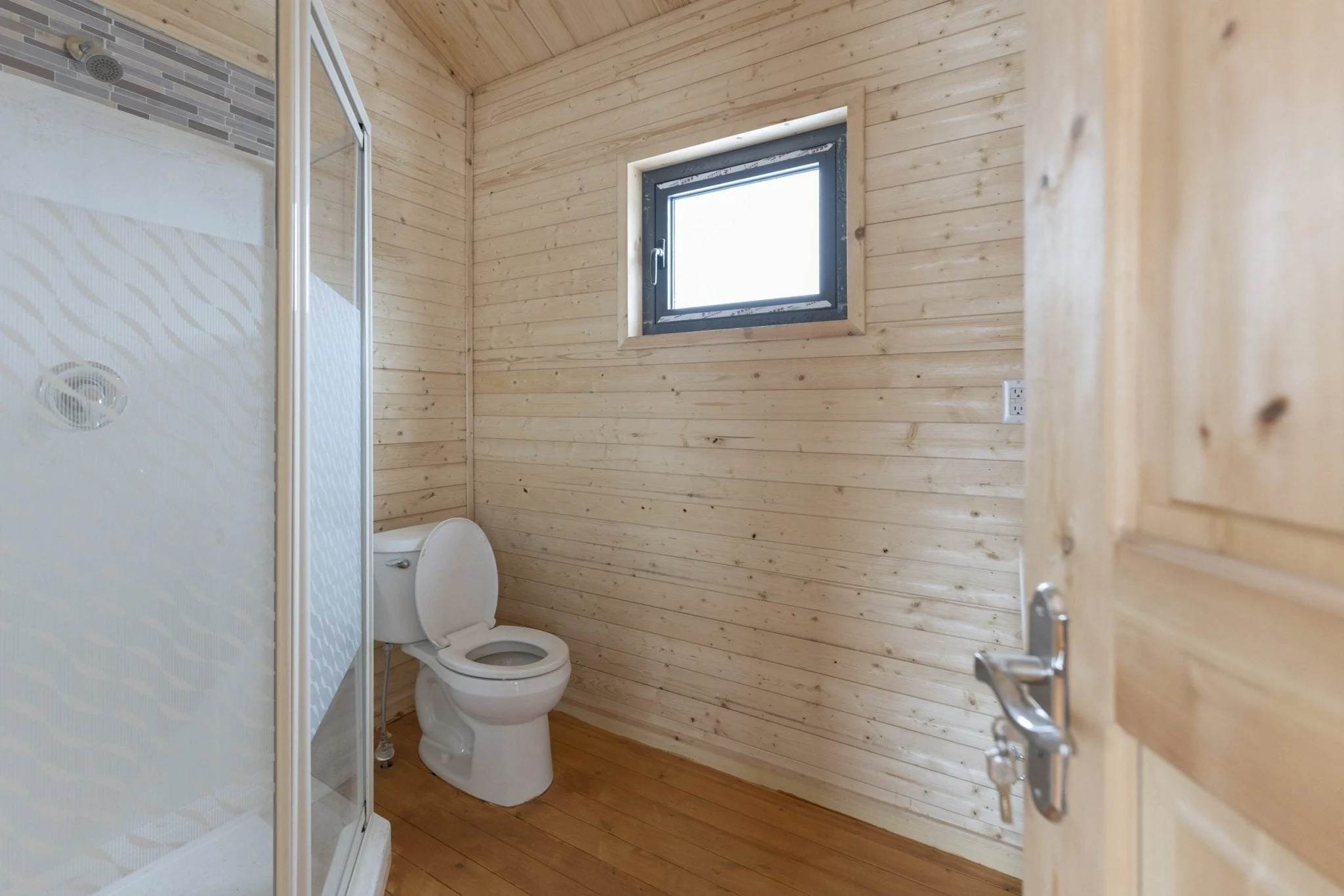 370 SQ FT Insulated Pine Log Cabin Tiny House Package – Multiple Options – Energy-Efficient Design - Image 2