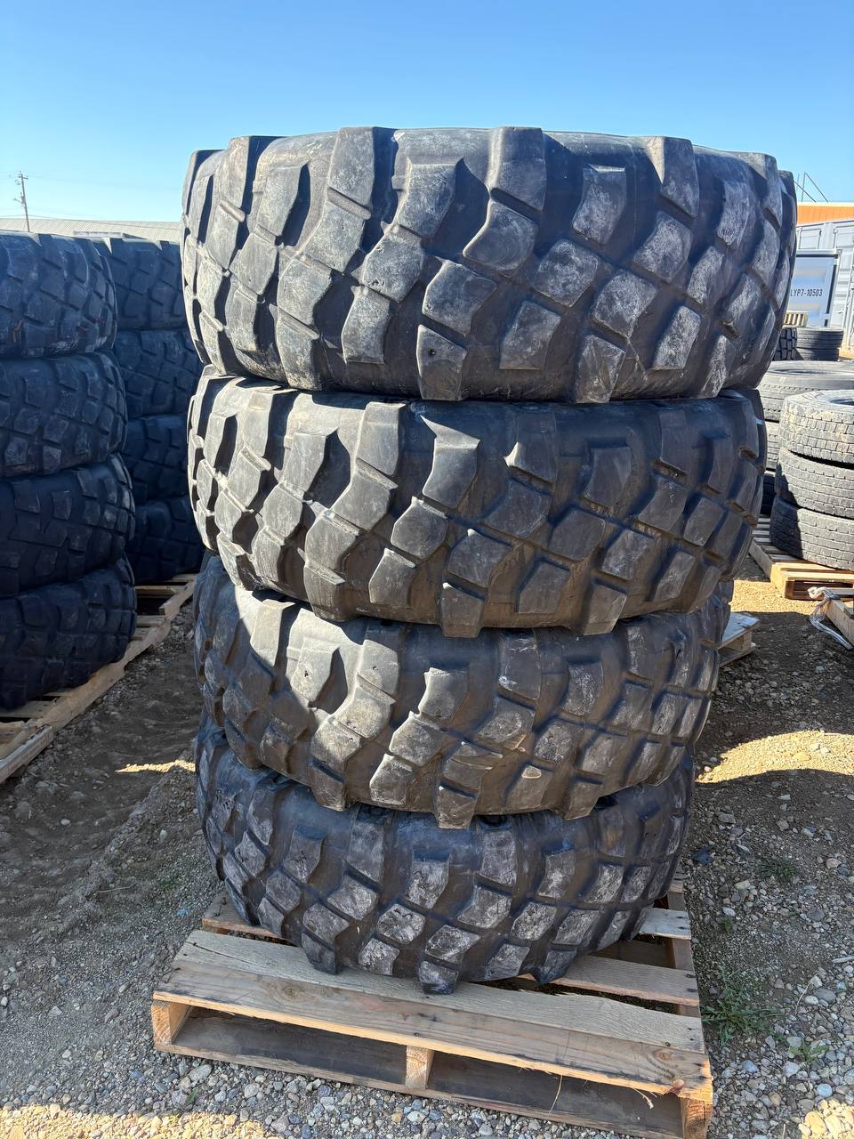 395/85R16 Michelin XML – Military Surplus Heavy-Duty All-Terrain Tire