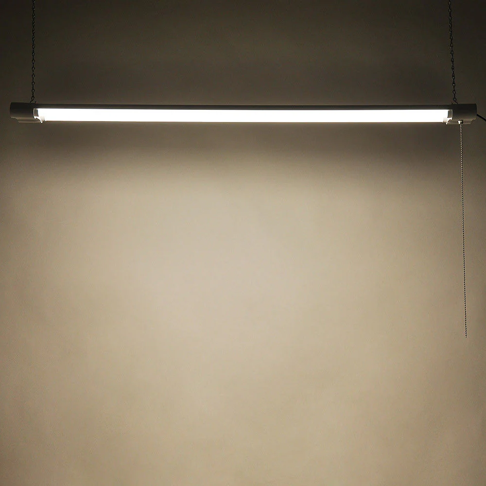 NEW 40W Linkable LED Work Light – Garage & High Bay Light with 3040 Lumen Brightness YRSL40W - Image 2