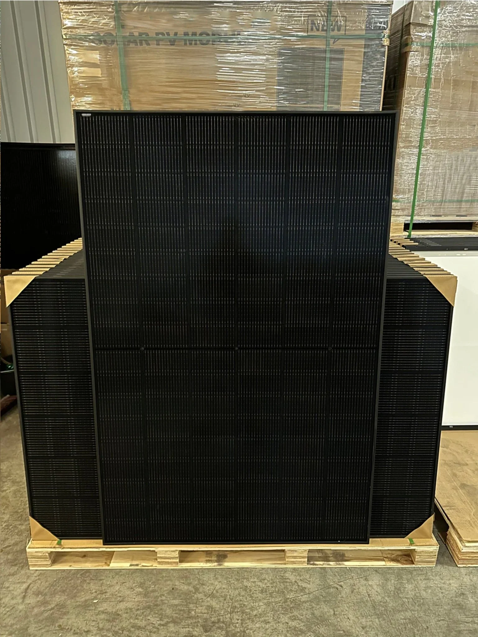440W Bifacial Solar Panel – High-Efficiency Dual Glass All-Black Module 25404041 - Image 4