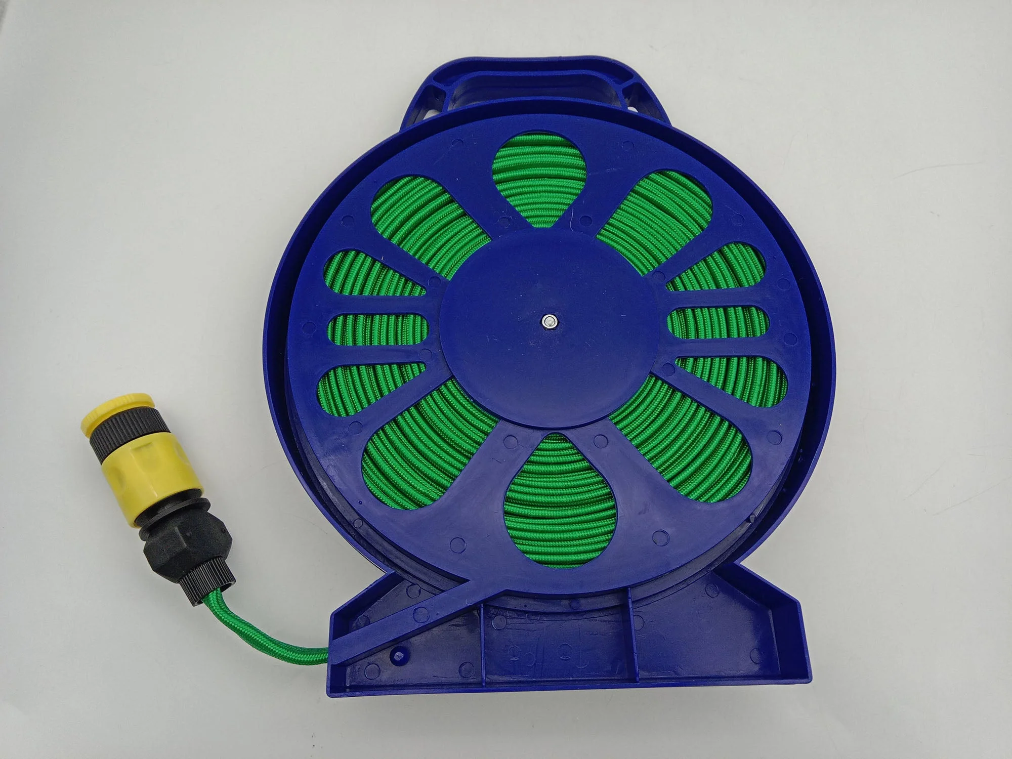 49 FT Garden Hose Reel Set with Spray Nozzle Portable Water Hose Storage G0296C - Image 6