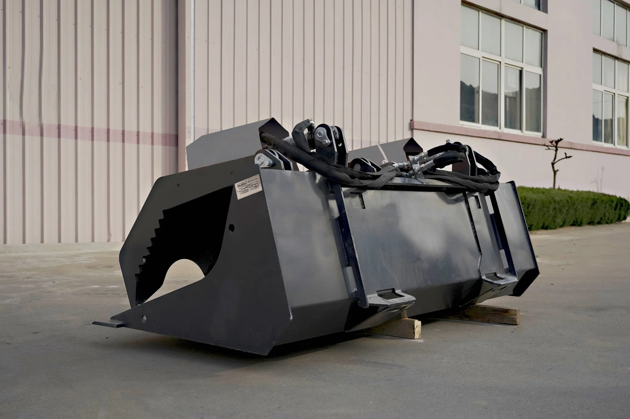 72” Skid Steer Grapple Bucket for Wood Heavy-Duty Hydraulic Attachment SU752825 - Image 5
