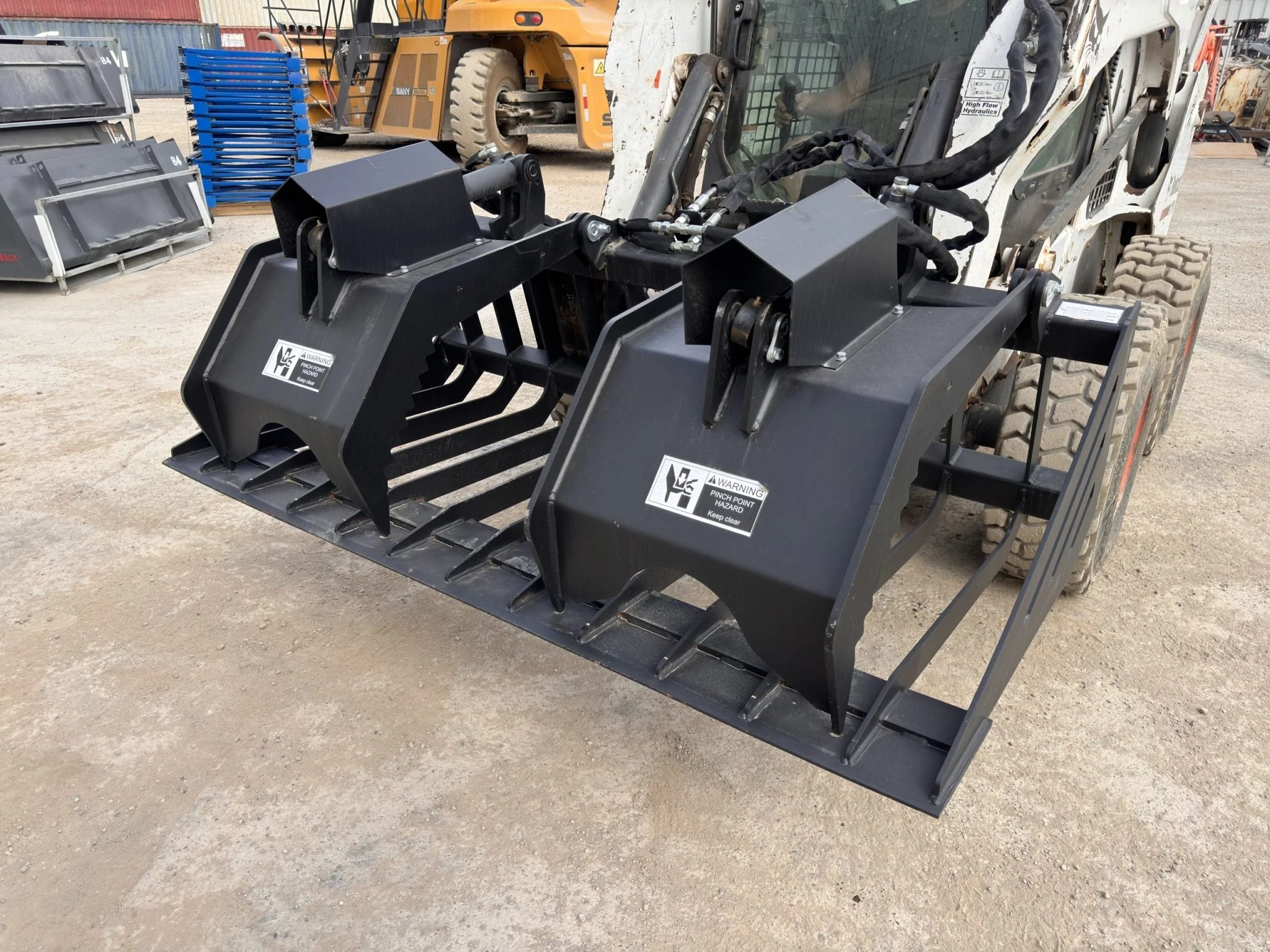 72" Skid Steer Rock Grapple Bucket – Heavy-Duty Hydraulic | SU72RGB - Image 15
