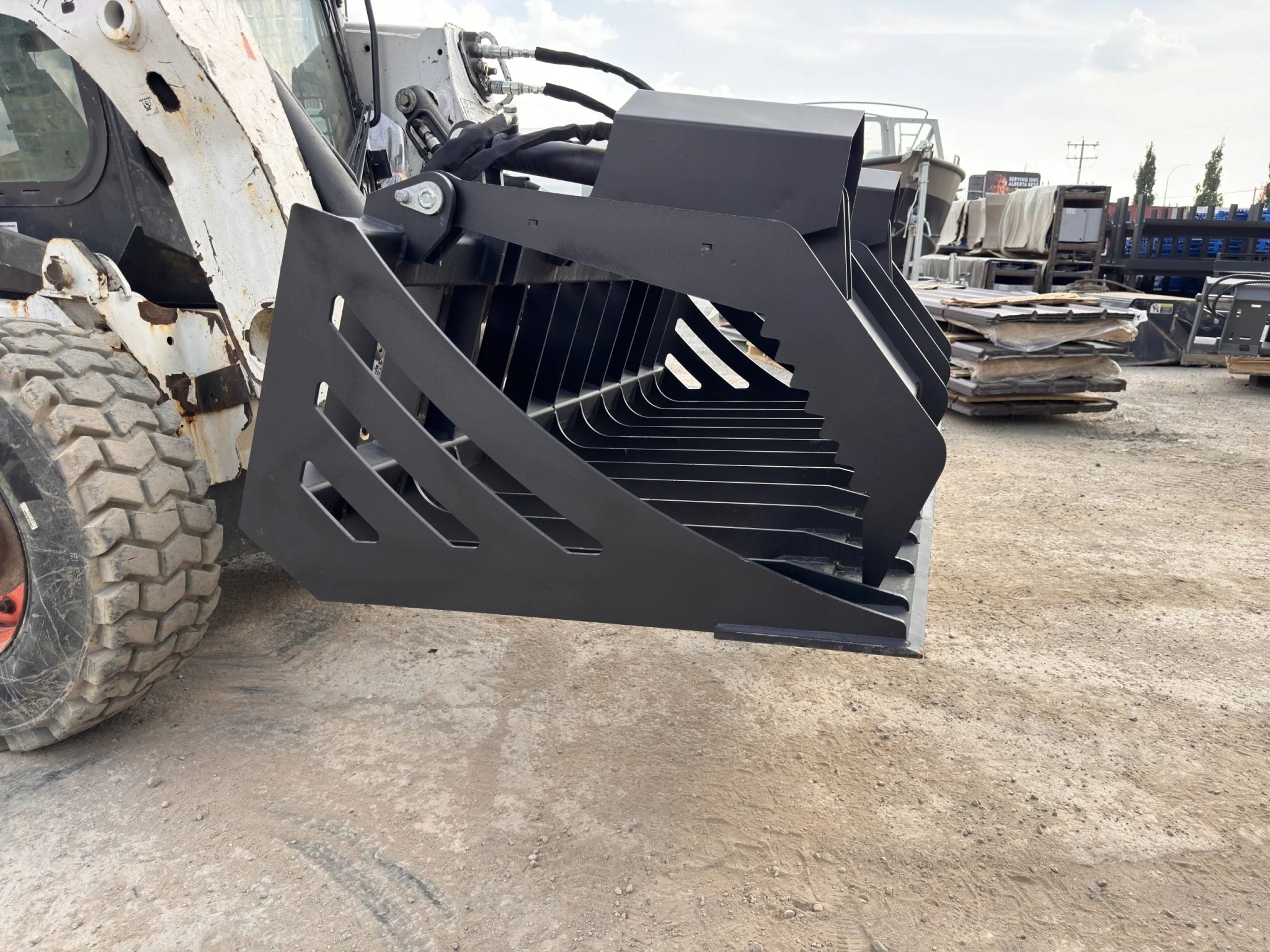 72" Skid Steer Rock Grapple Bucket – Heavy-Duty Hydraulic | SU72RGB - Image 21