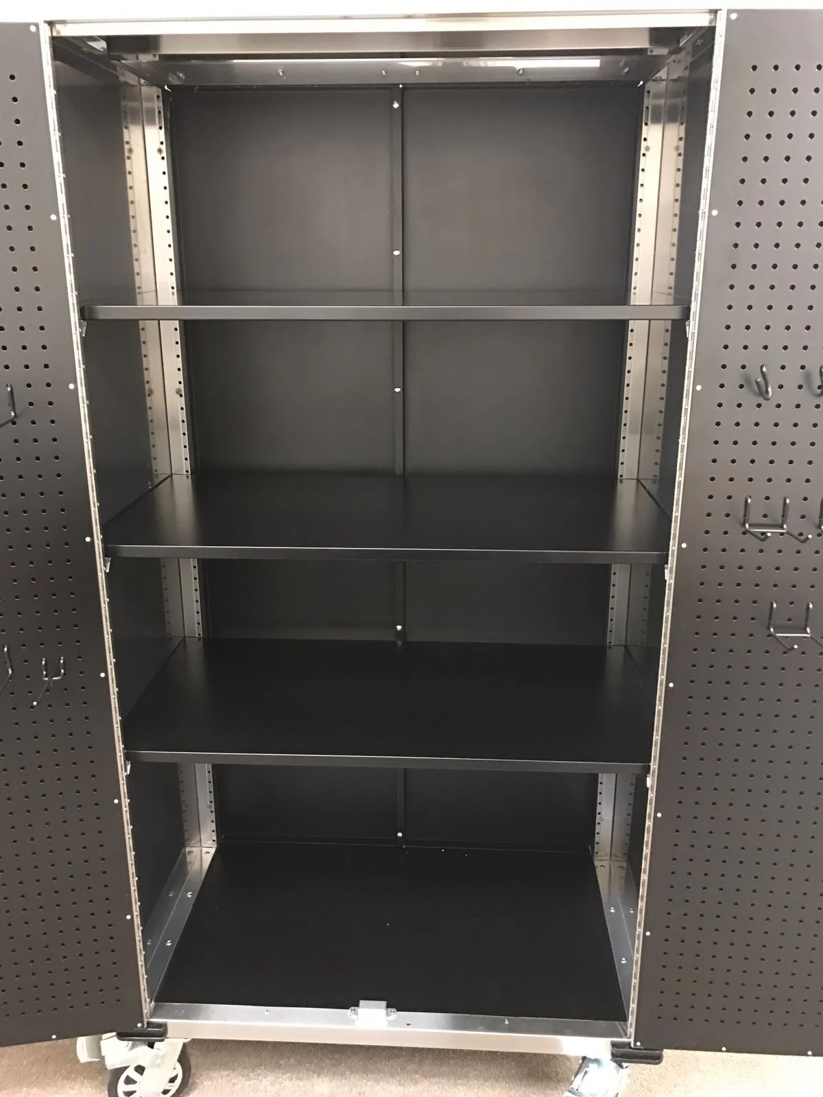 72" Stainless Steel Rolling Cabinet – Heavy-Duty Lockable Storage | 72SSC - Image 7