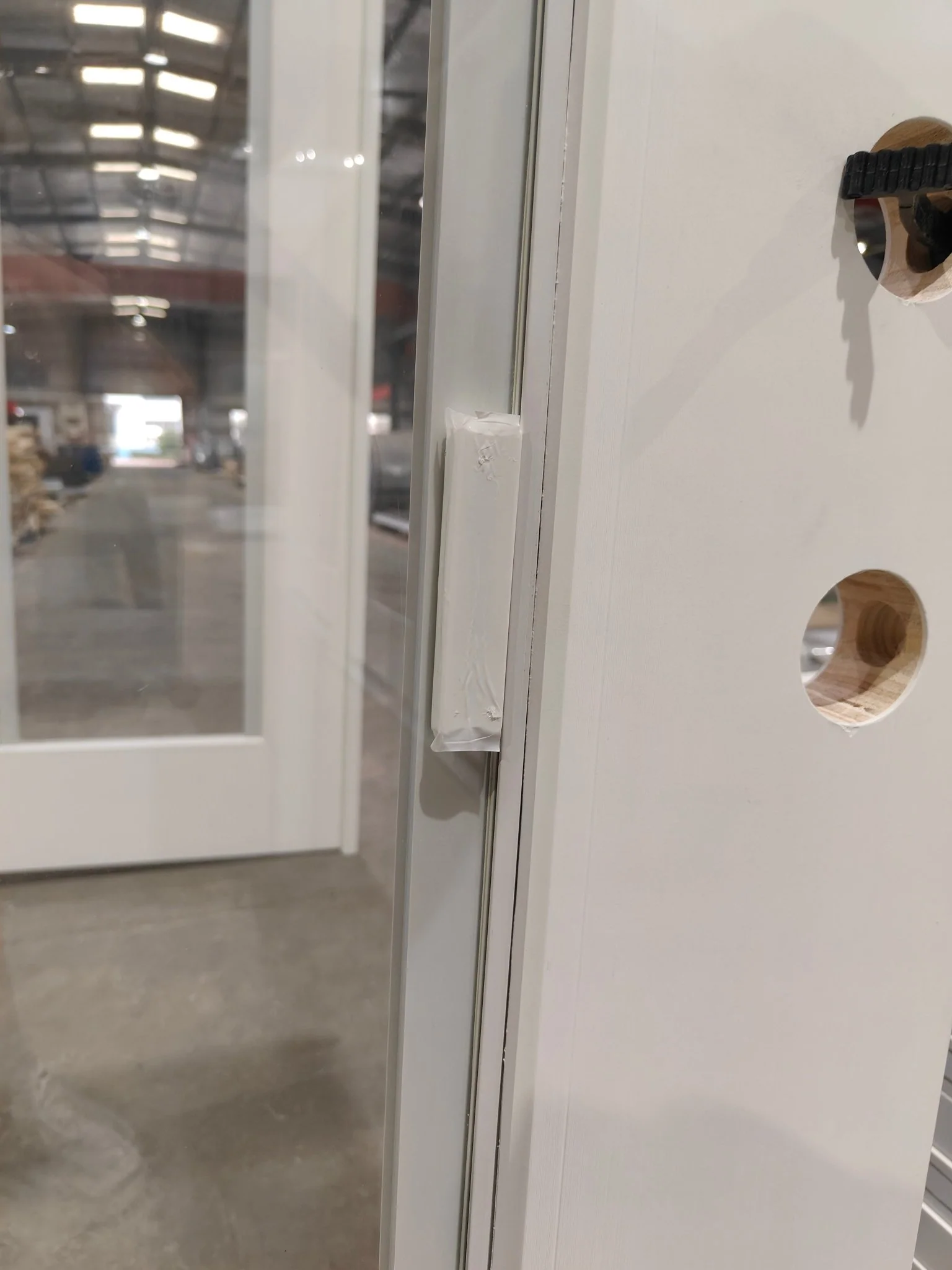 72x80 Double Fiberglass Door with Built-In Blinds Clear Glass Prehung Smooth White Finish Left or Right Active FG00DDLH FG00DDRH - Image 5