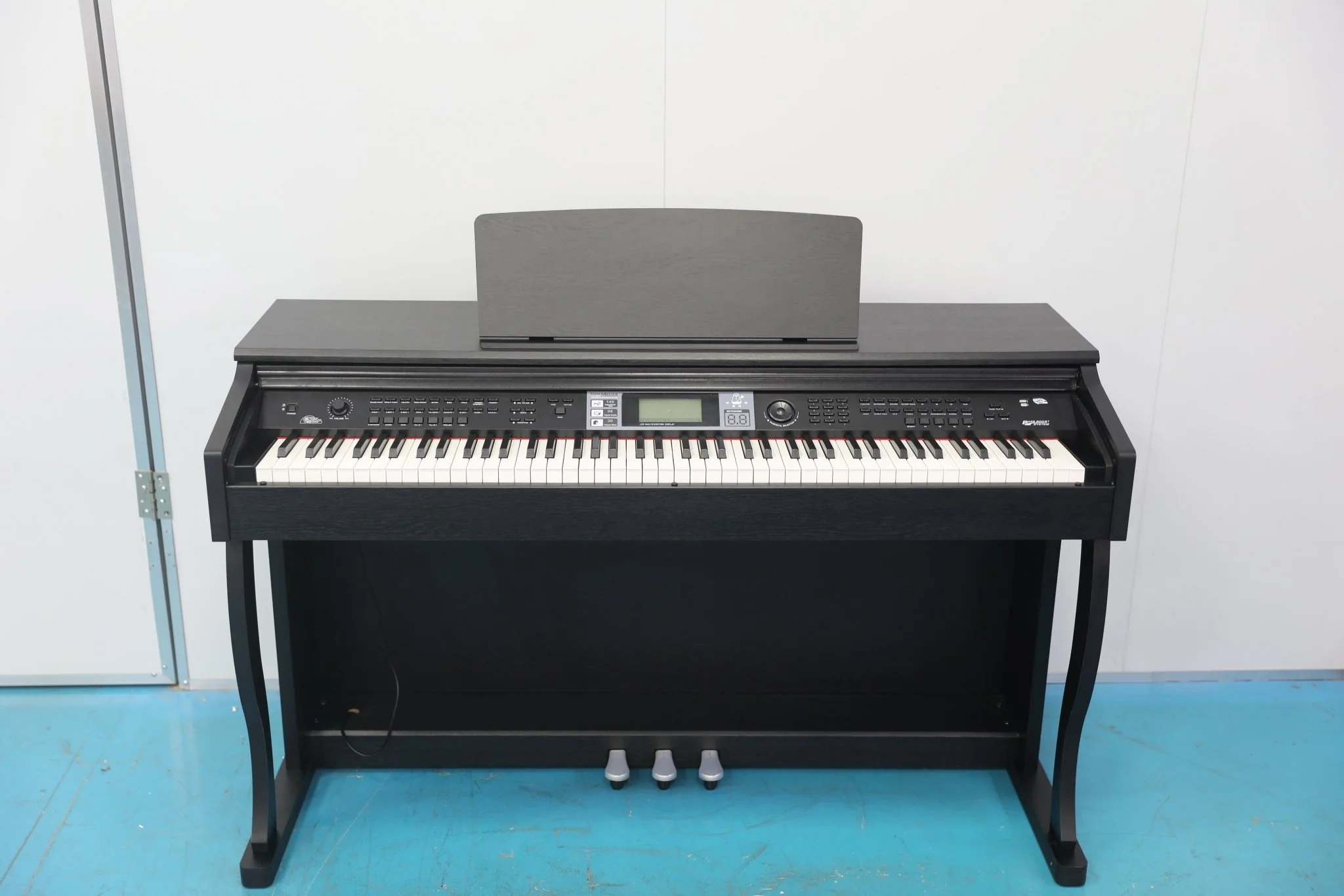 88-Key Hammer Action Digital Piano – 1211 Tones, 200 Rhythms, USB-MIDI, 40W Speakers DP88HA