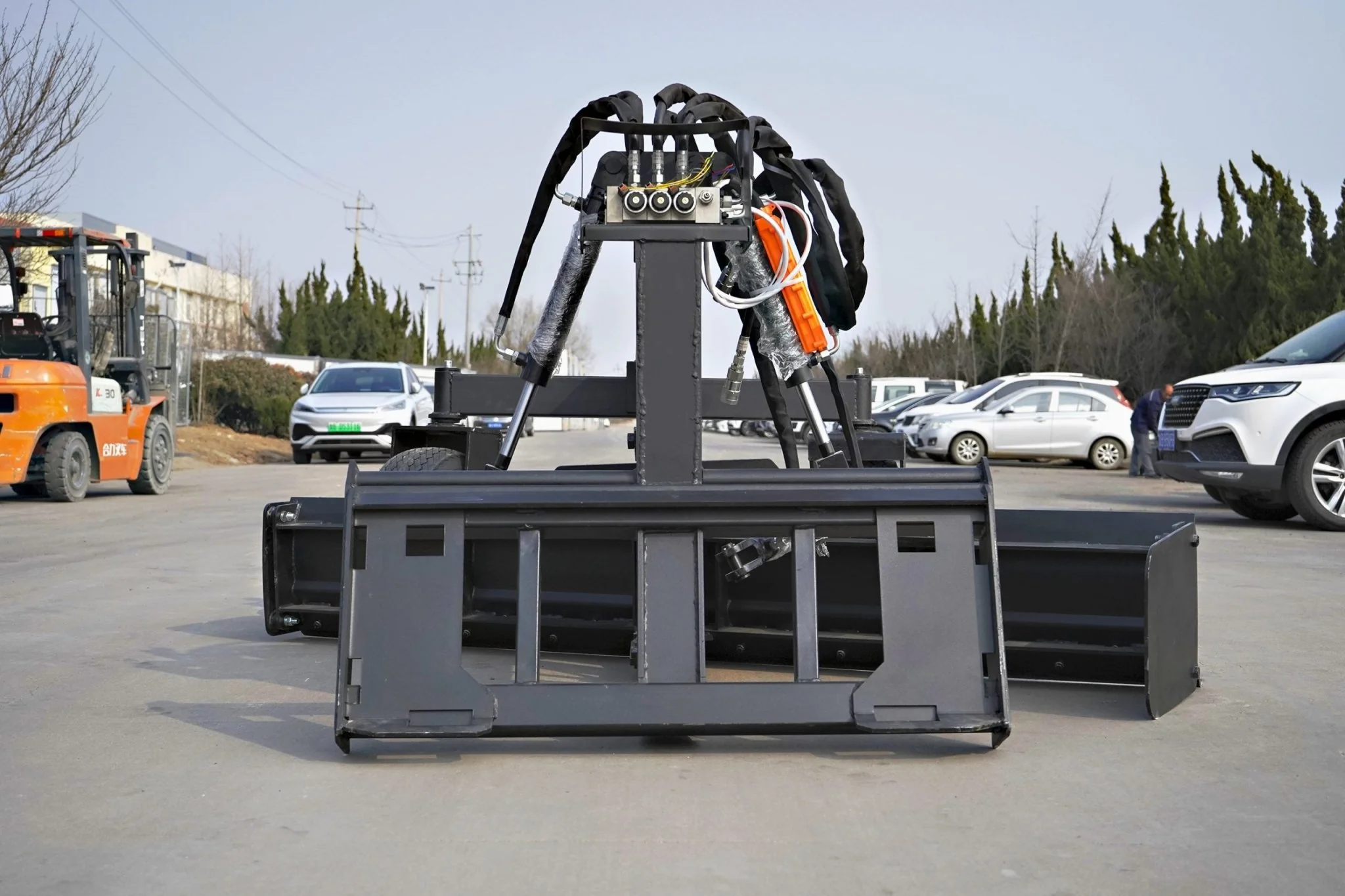 8 FT Skid Steer Hydraulic Land Grader – 25° Angle & 24° Tilt | 1121406 - Image 6
