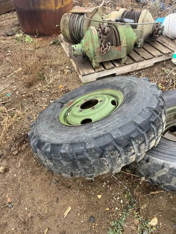 9.00R16 Michelin – Military Surplus Tire & Rim Assembly (Assorted Tread Patterns) - Image 2