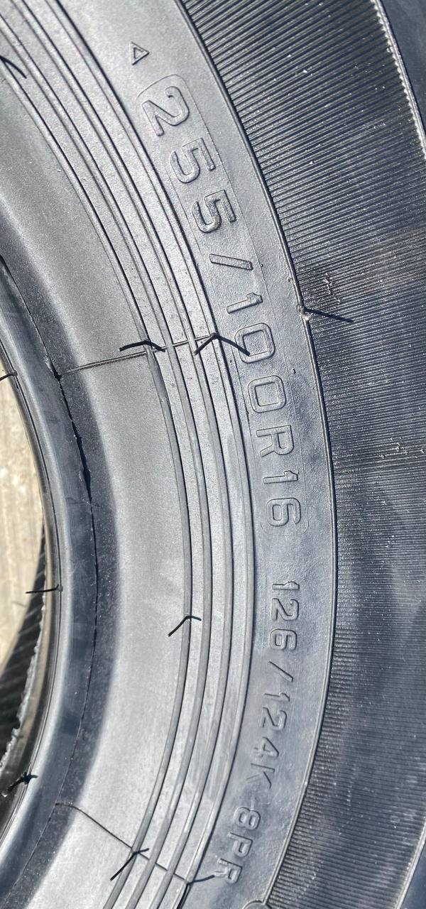 9.00R16 Military Tire – 255/100R16 8PR YS20 All-Terrain Tire for 16" Rims | SKU: 255100R16YS - Image 3