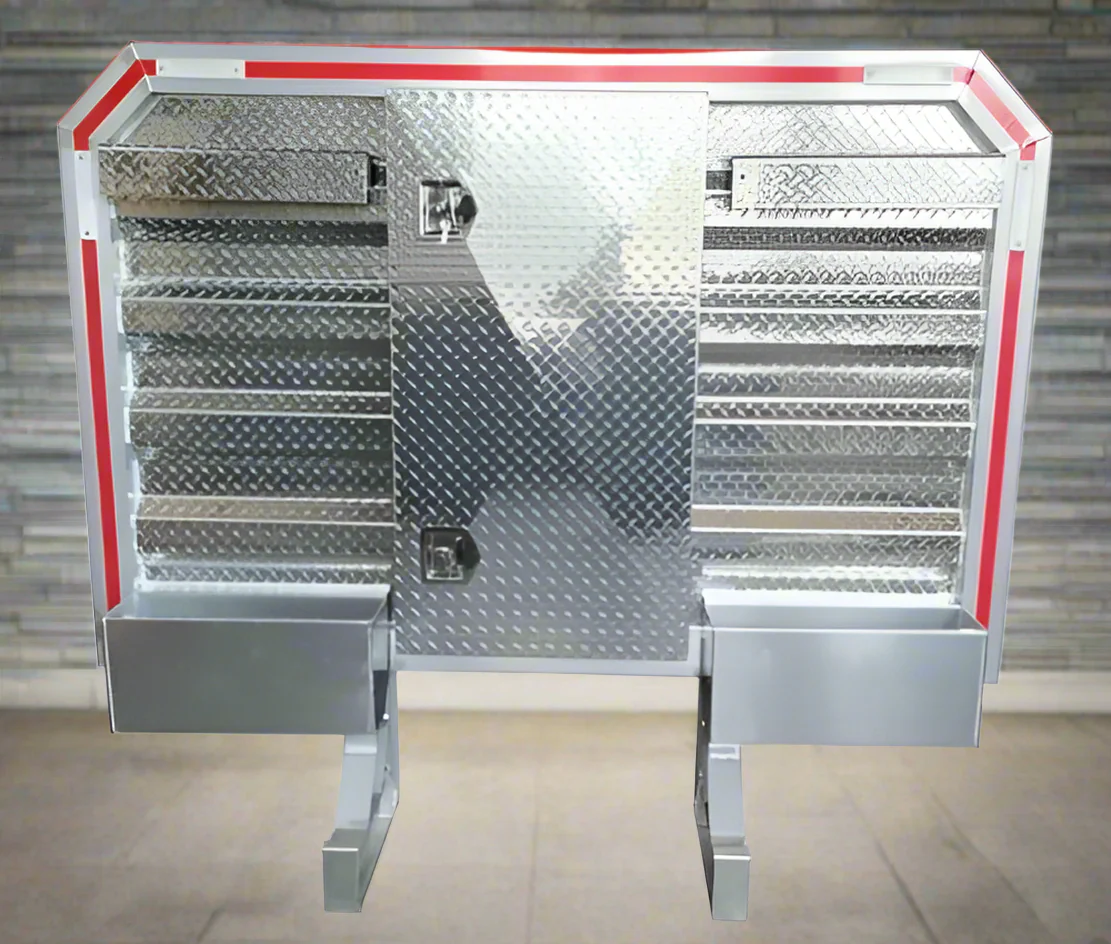 Aluminum Truck Headache Rack – Heavy-Duty Cab Protector with Tool Tray & Chain Hangers | SKU: 103538 - Image 5