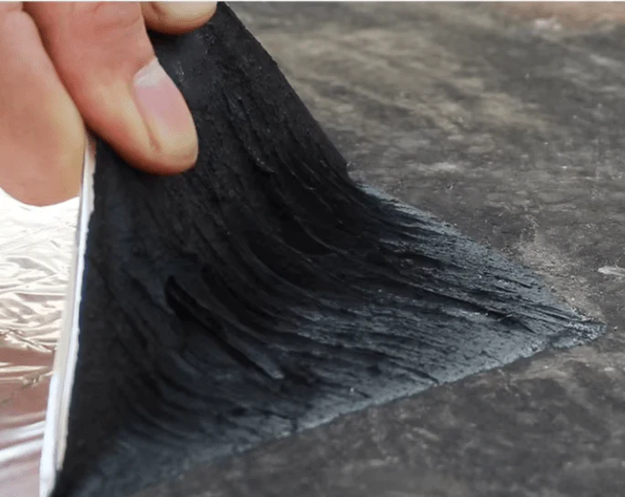 Self-Adhesive Asphalt Patch Tape | Waterproof Roofing & Concrete Repair Sealant (1m x 15m)-2504081