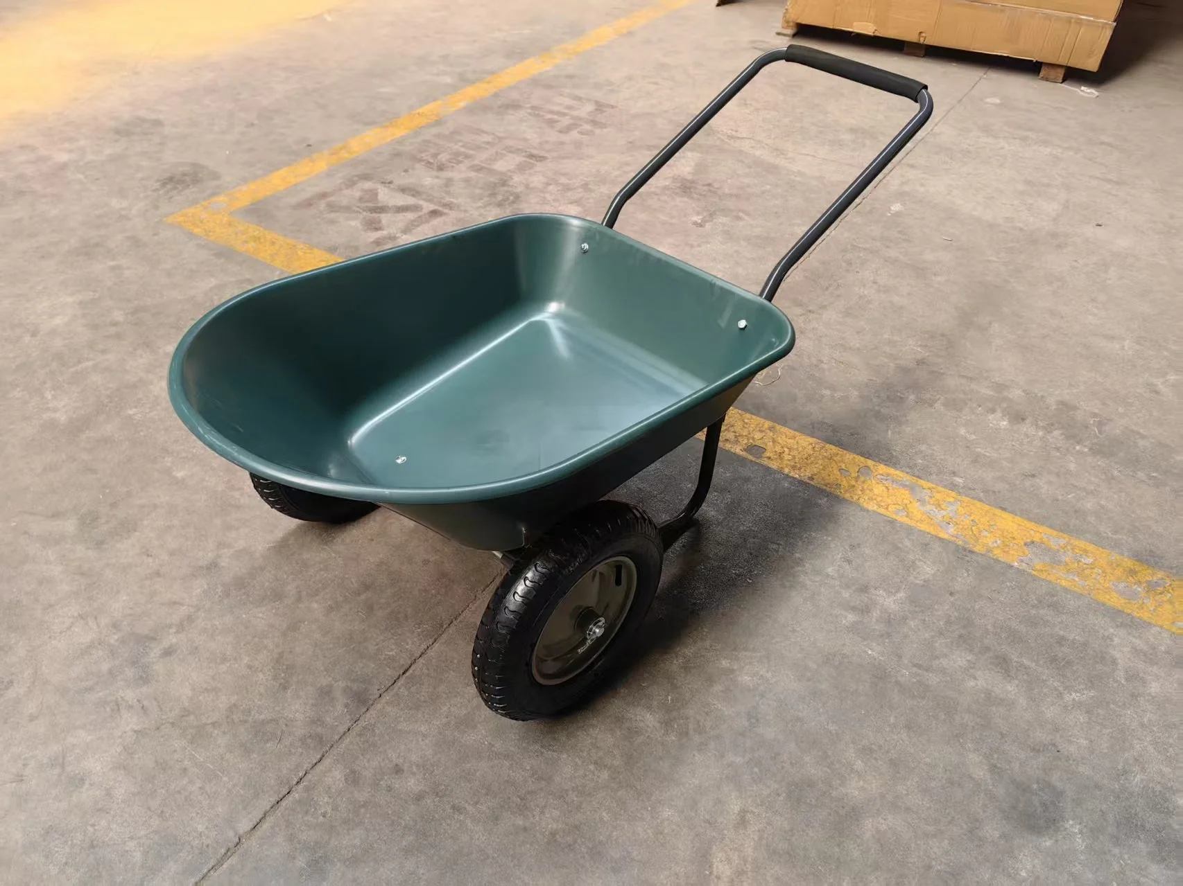 Dual Wheel Garden Wheelbarrow Cart – 5 Cu Ft Heavy-Duty Balanced Design, SKU: WB4511 - Image 2