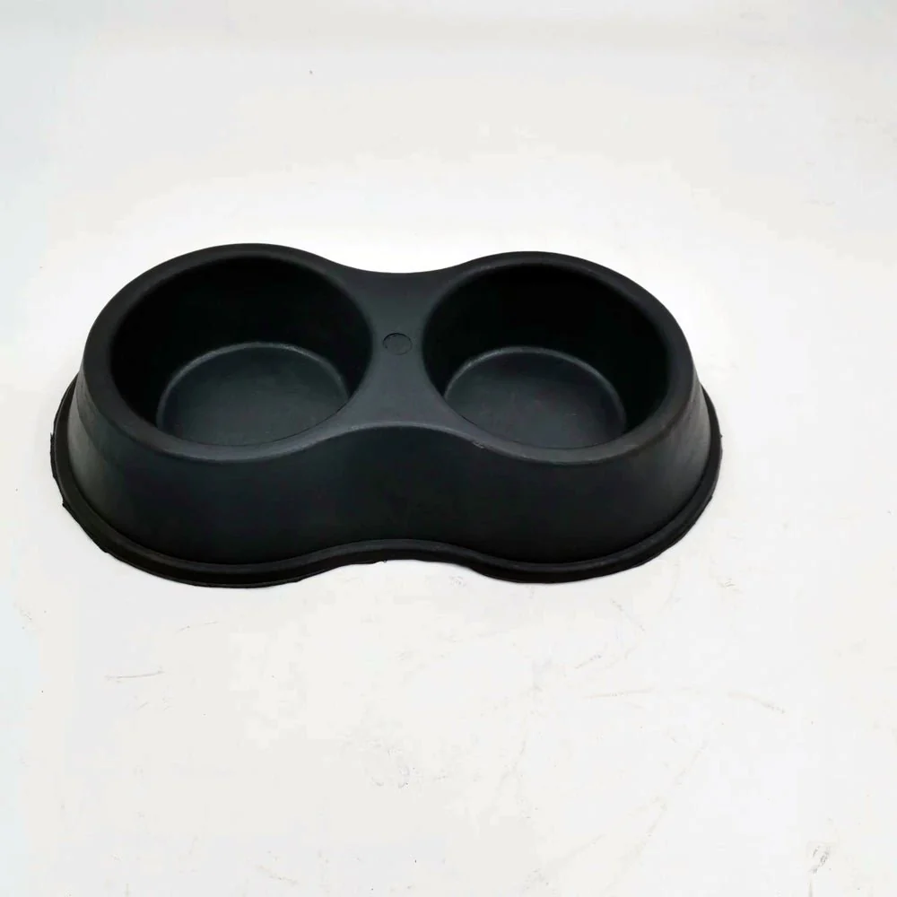Durable Rubber & Plastic Animal Buckets, Feeders & Waterers – Multiple Sizes for Livestock & Horses - Image 2
