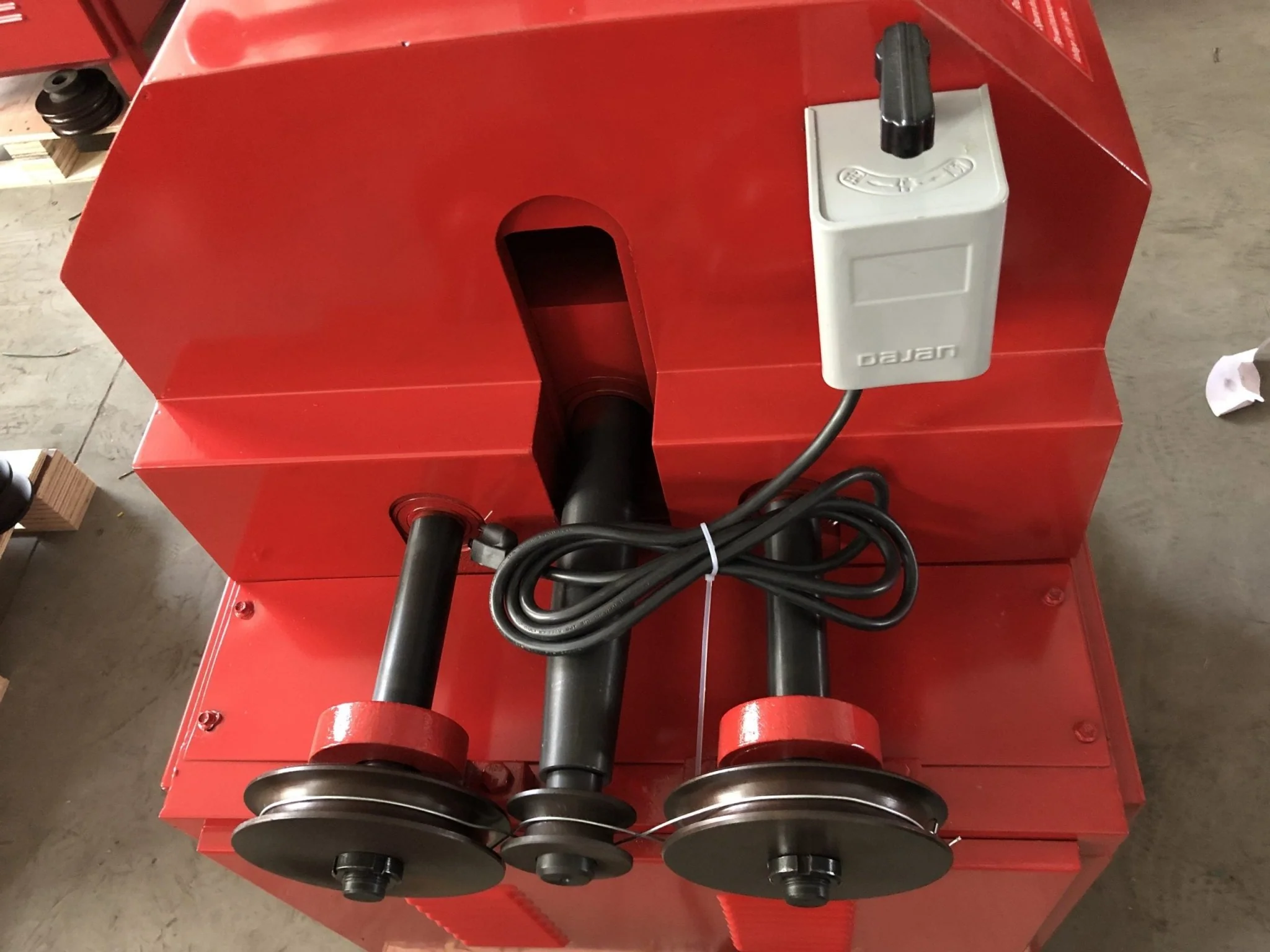 Red Electric Tube Bender Machine | 3-Inch Capacity – Heavy-Duty Model G76B - Image 8