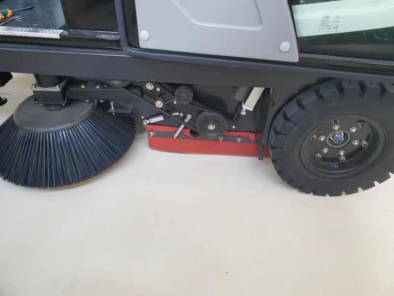 Fully Enclosed Ride-On Floor & Road Sweeper – Industrial Cleaning Machine, SKU: 231900 - Image 5
