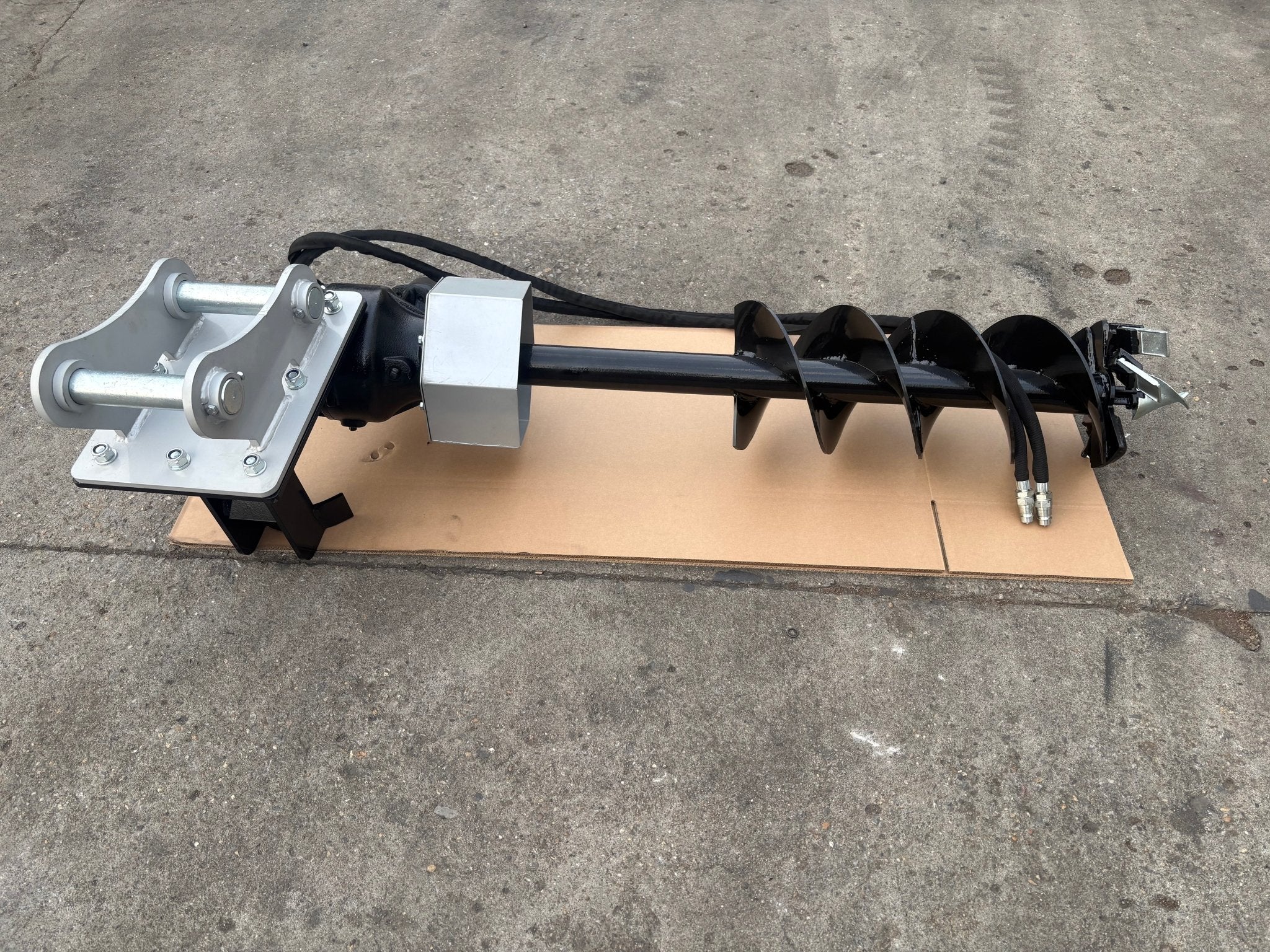Excavator Post Hole Digger – Hydraulic 10″ Auger Attachment HEPD - Image 3