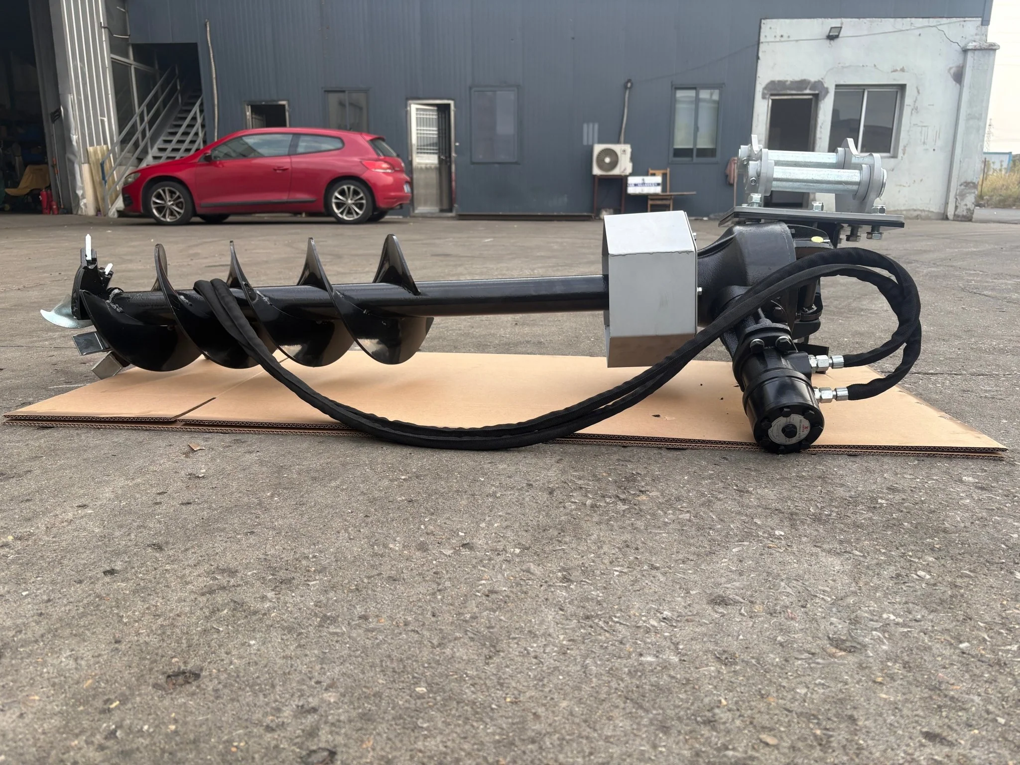 Excavator Post Hole Digger – Hydraulic 10″ Auger Attachment HEPD - Image 5