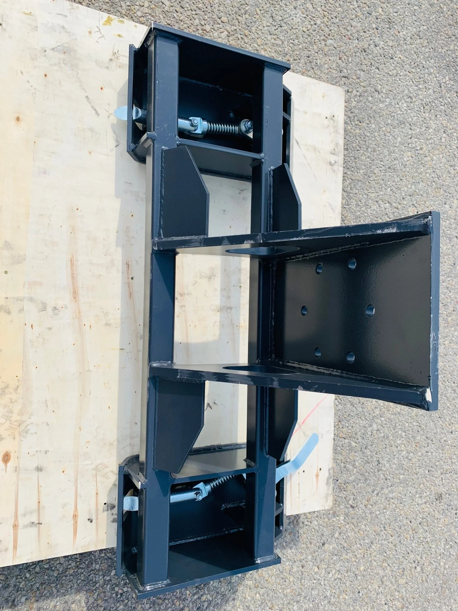 Excavator to Skid Steer Quick Attach Adapter – Universal Fit for 20,000 lbs, SKU: EBKMP1140 - Image 4