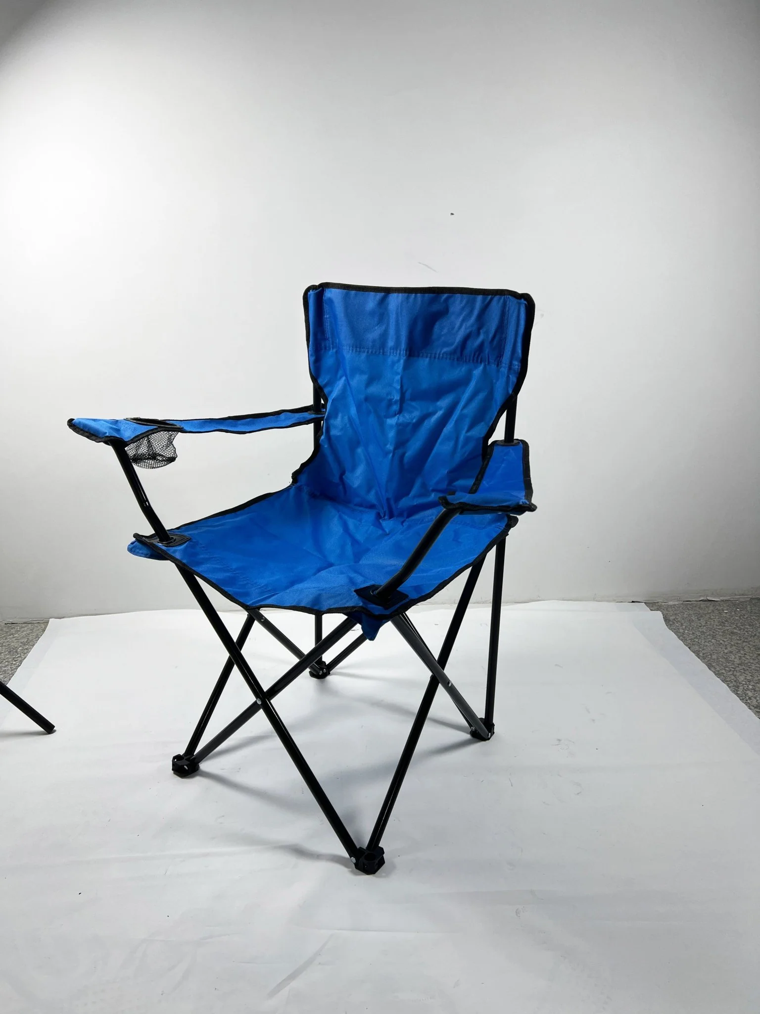 Folding Camp Chair 250 lb Capacity with Carry Bag, Steel Frame & 600D Fabric – CC651607 - Image 5
