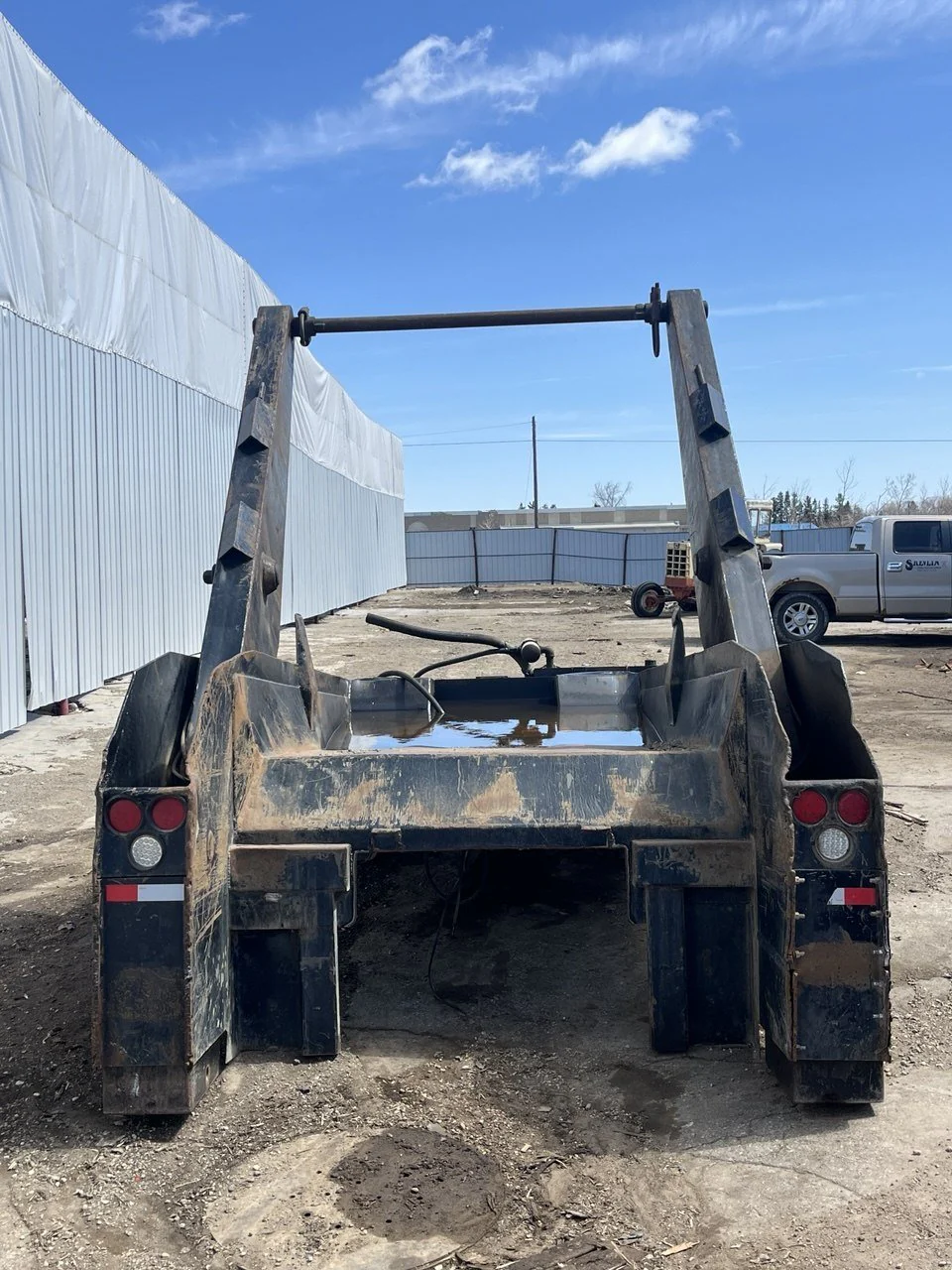 Heavy Duty Lugger Body / Roll-Off Hoist Truck Body – Scrap Bin, Demolition, Waste Container System – Used