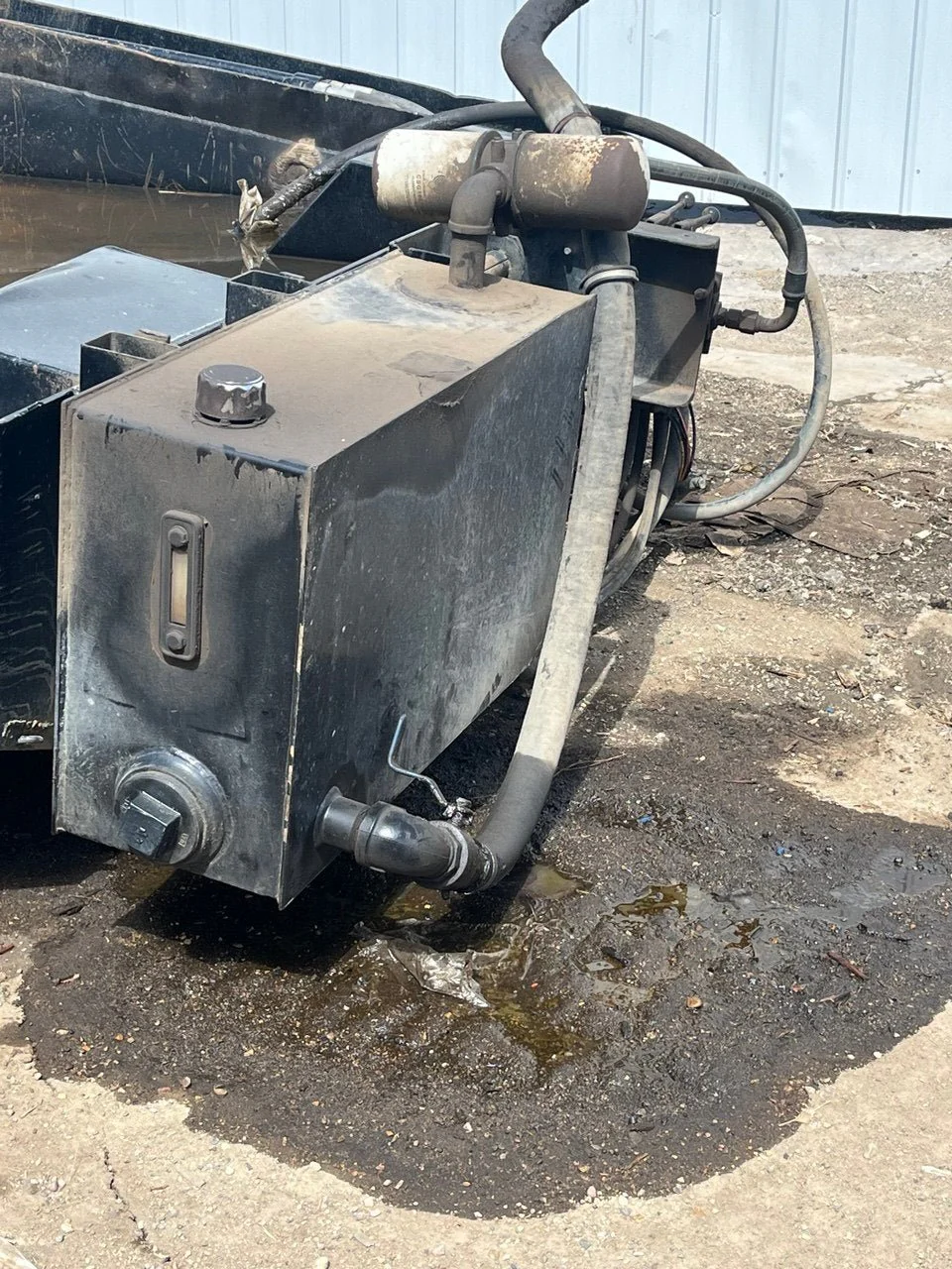 Heavy Duty Lugger Body / Roll-Off Hoist Truck Body – Scrap Bin, Demolition, Waste Container System – Used - Image 6