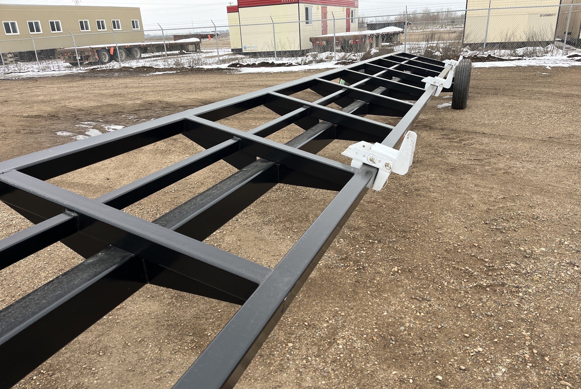 Industries America 441 Header Transport Trailer – 41 FT Pull Type - Image 6